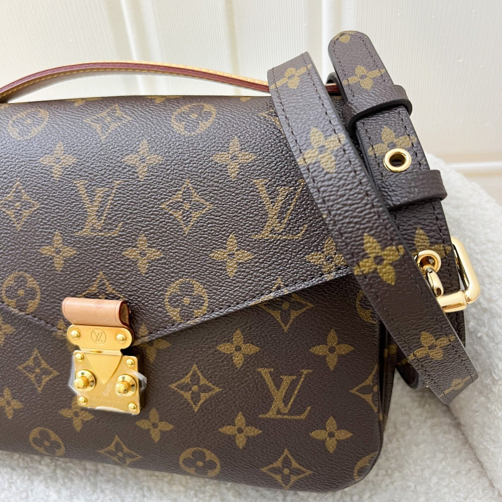 LV Pochette Metis in Monogram Canvas and GHW