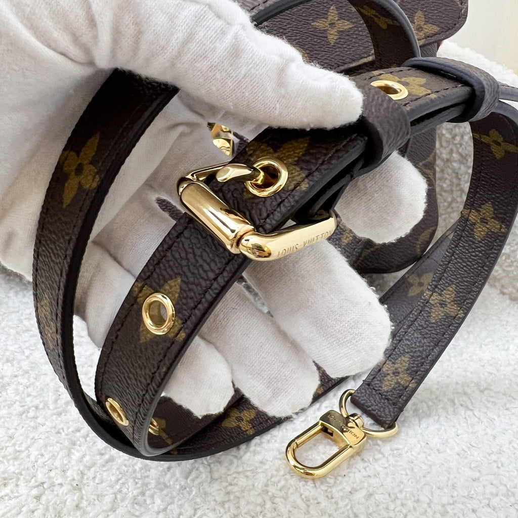 LV Pochette Metis in Monogram Canvas and GHW