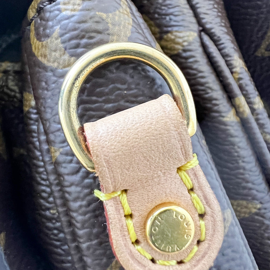 LV Pochette Metis in Monogram Canvas and GHW