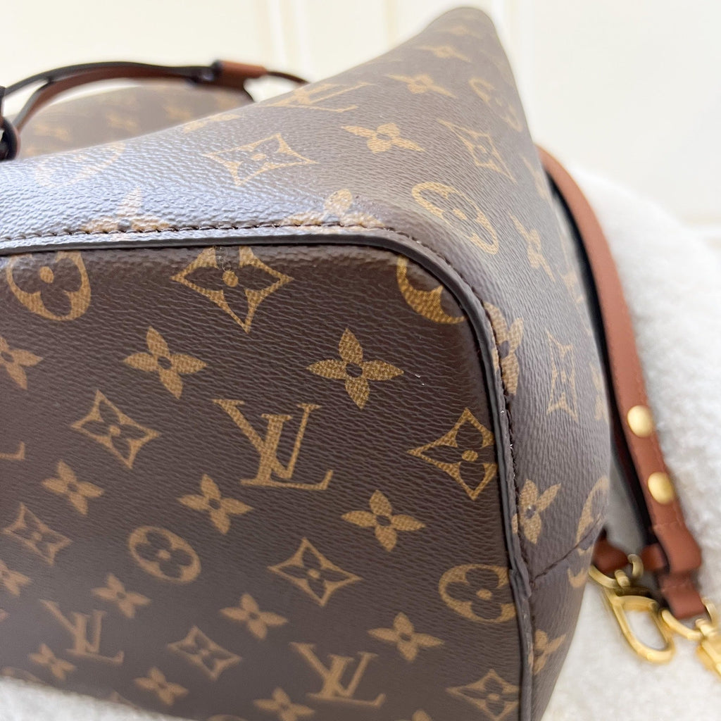LV Neonoe MM in Monogram Canvas, Caramel Strap and GHW