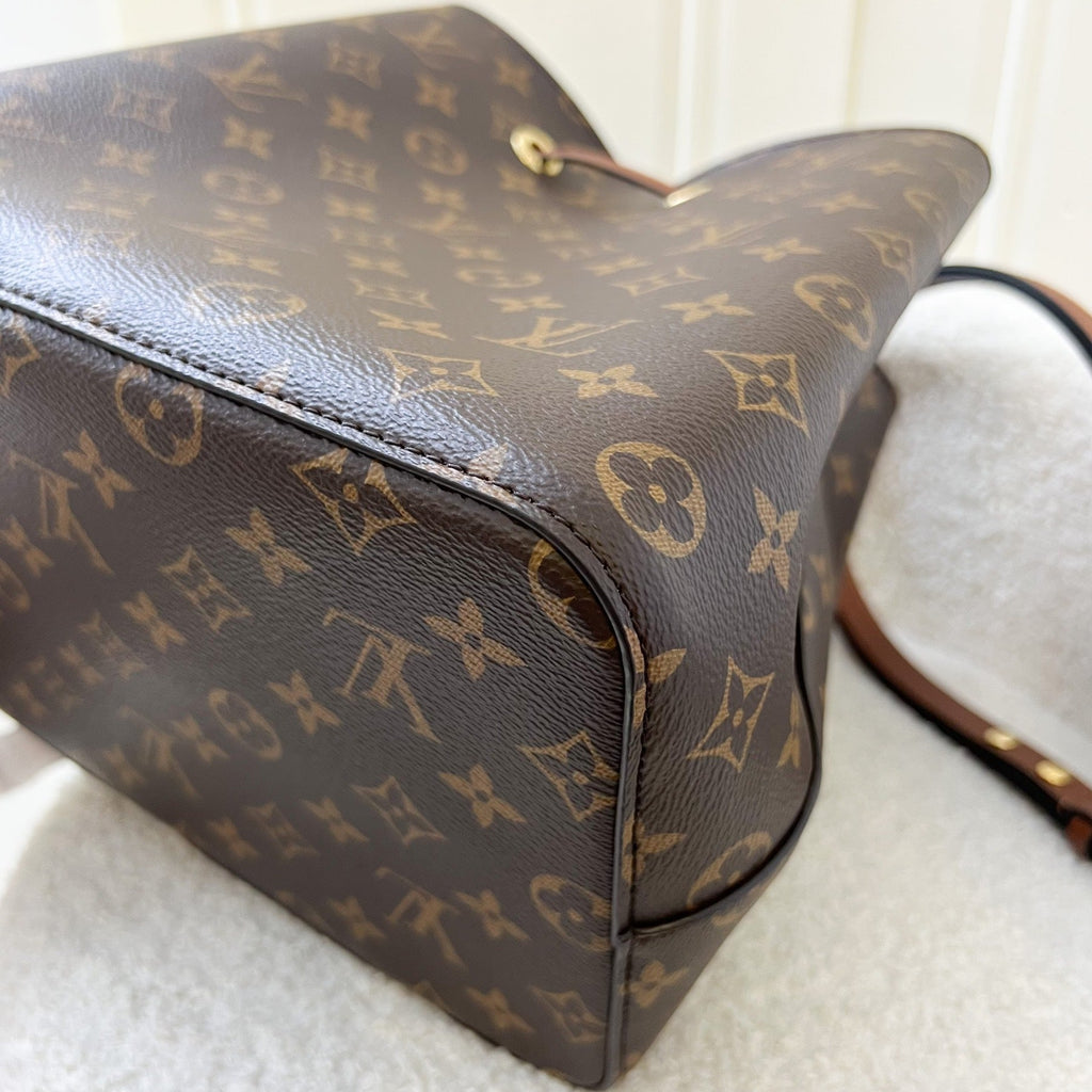LV Neonoe MM in Monogram Canvas, Caramel Strap and GHW