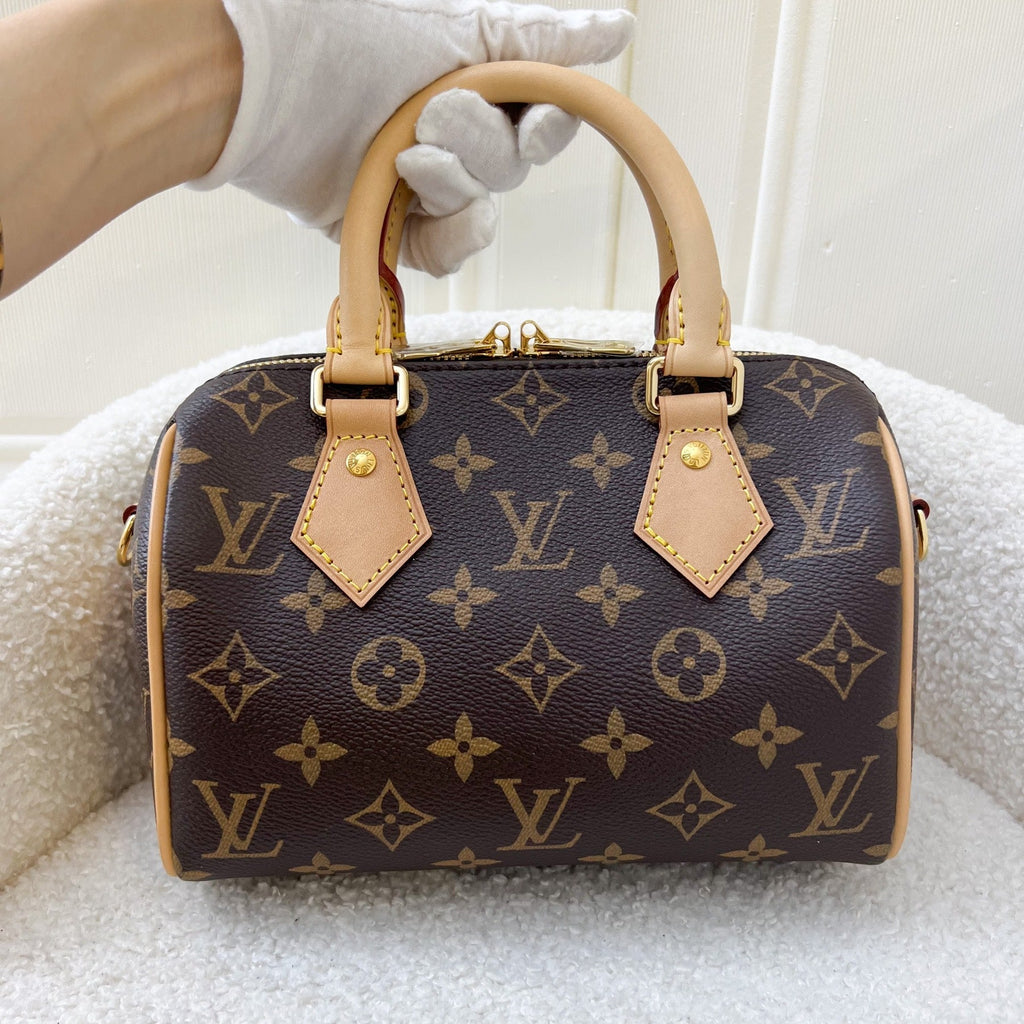 LV Speedy Bandouliere 20 in Monogram Canvas and Black Patterned Strap
