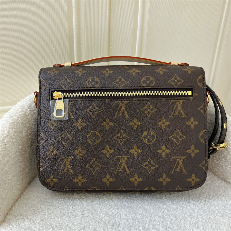LV Pochette Metis in Monogram Canvas GHW