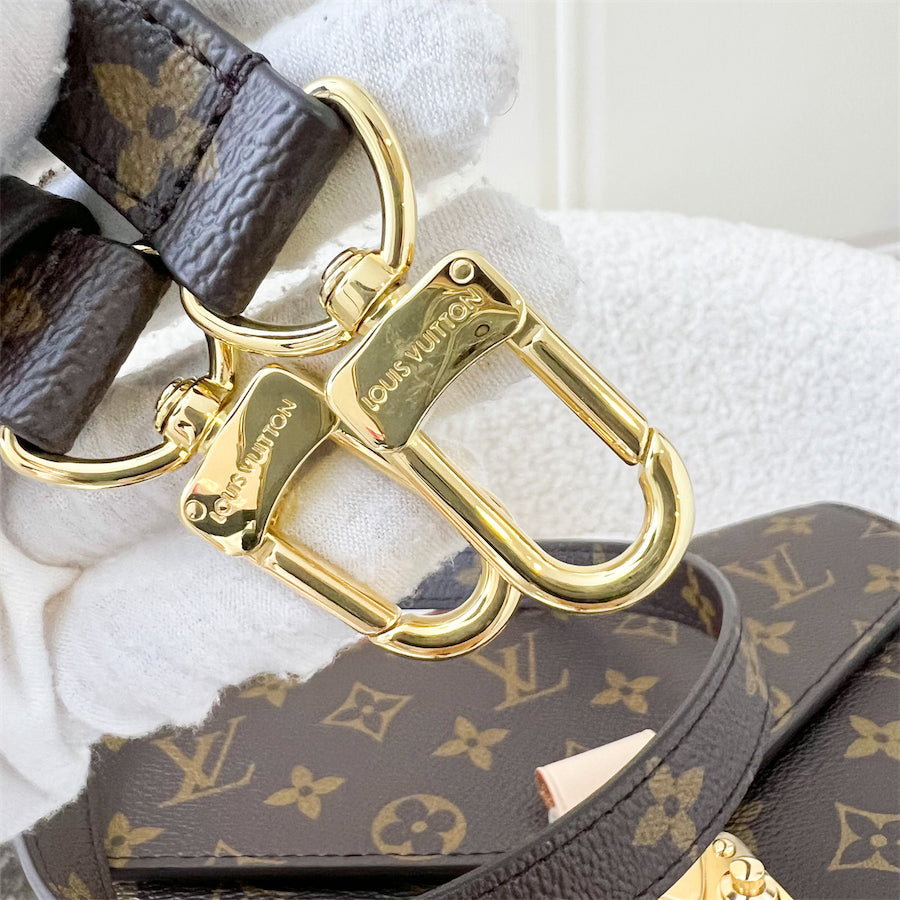 LV Pochette Metis in Monogram Canvas GHW