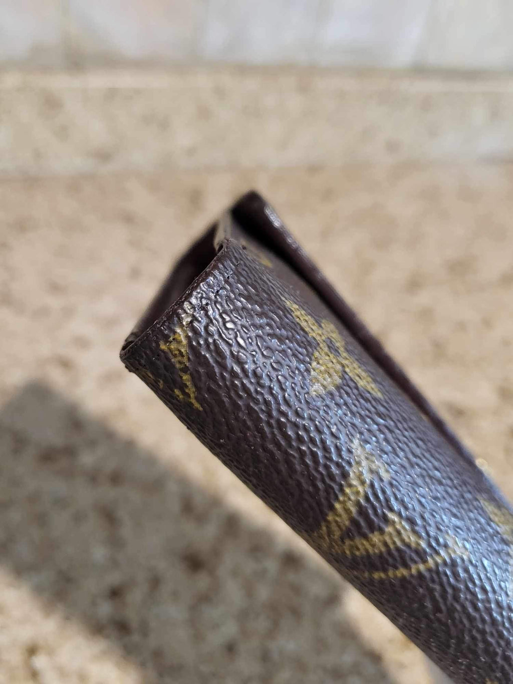 Vintage Alexandra Tri-Fold Mid Sized Wallet