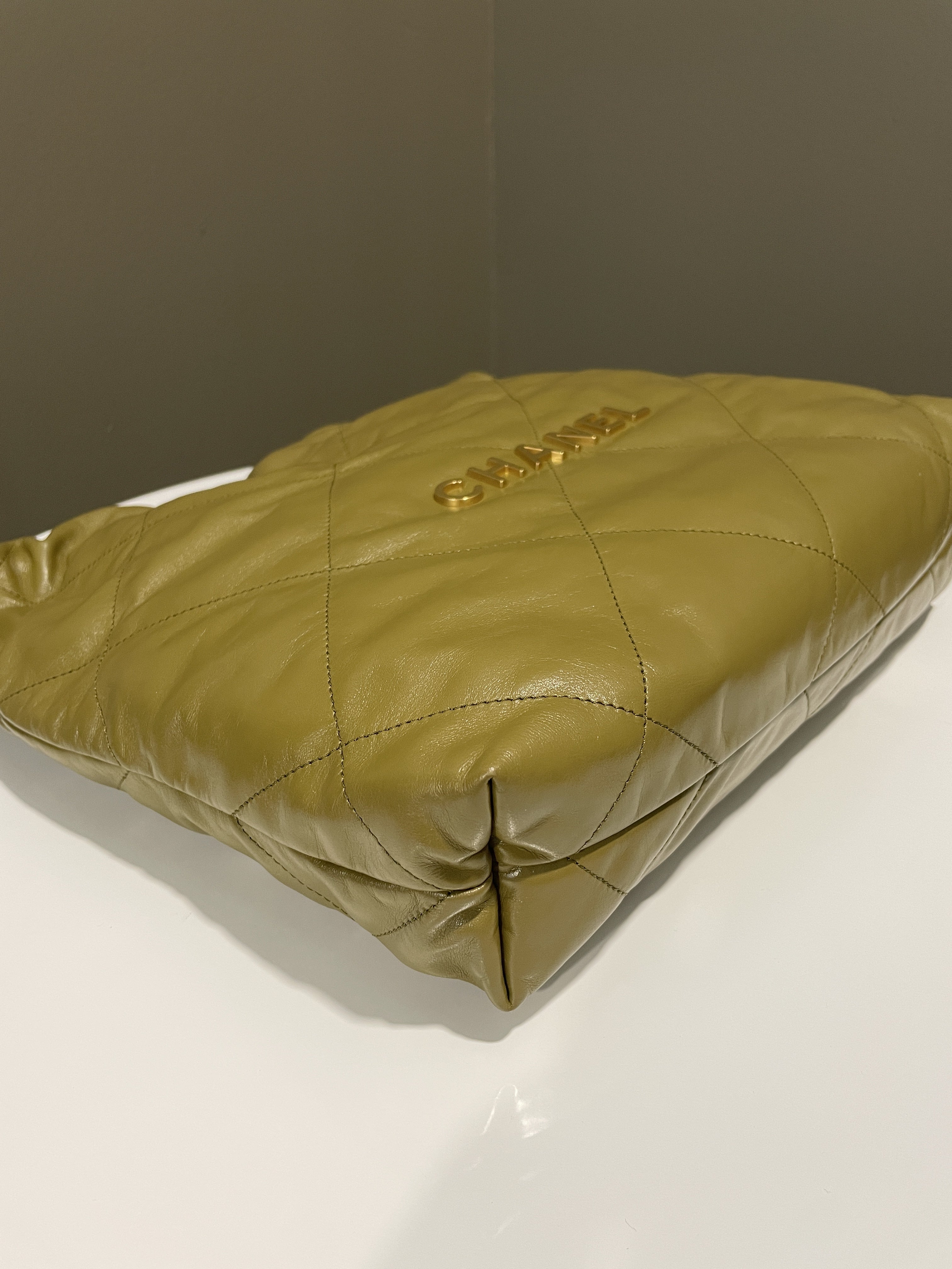 Chanel 22 Small Olive