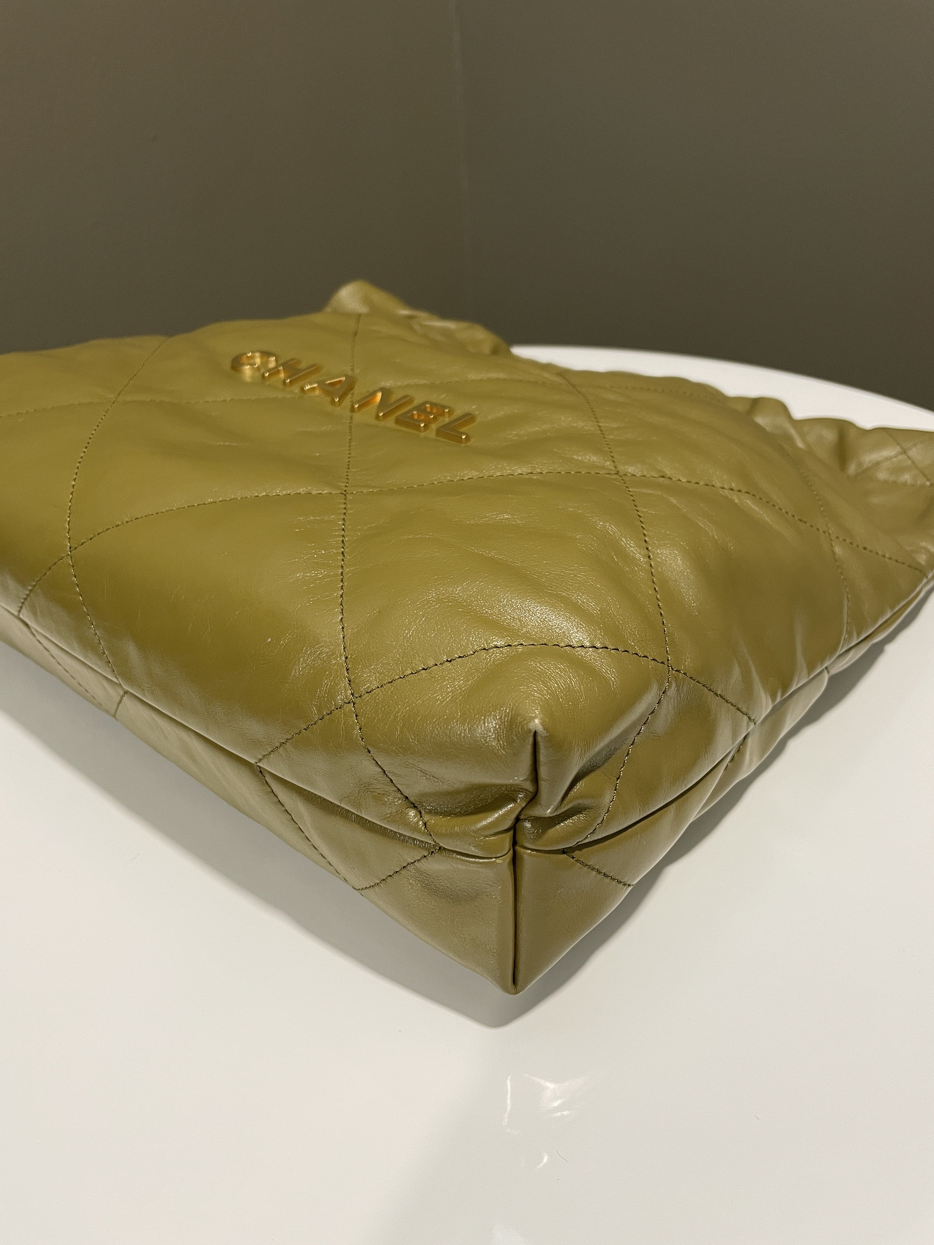 Chanel 22 Small Olive