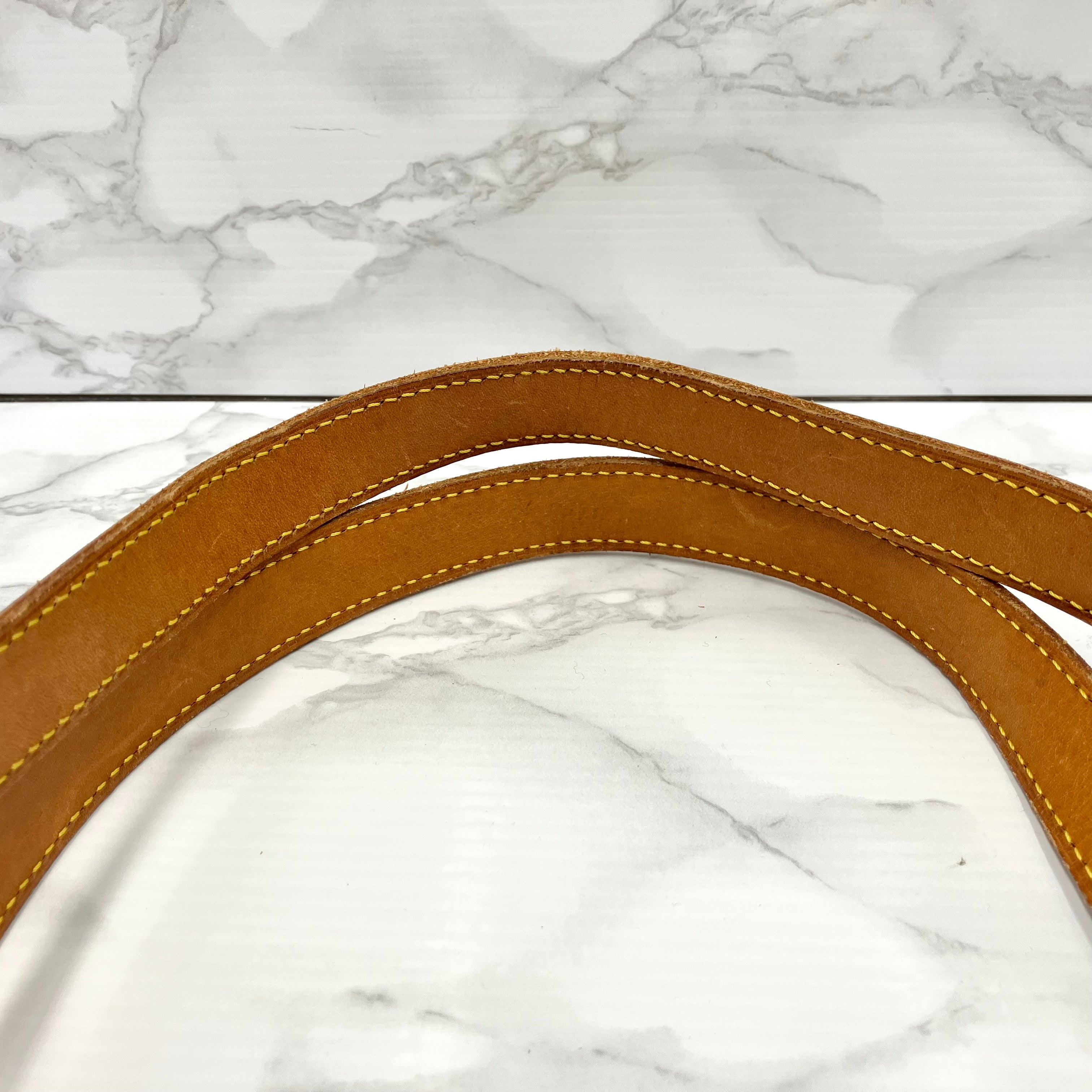 LOUIS VUITTON Monogram flannery