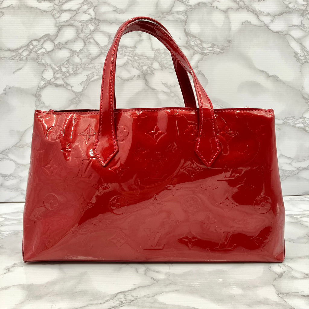 LOUIS VUITTON Vernis Wilshire PM