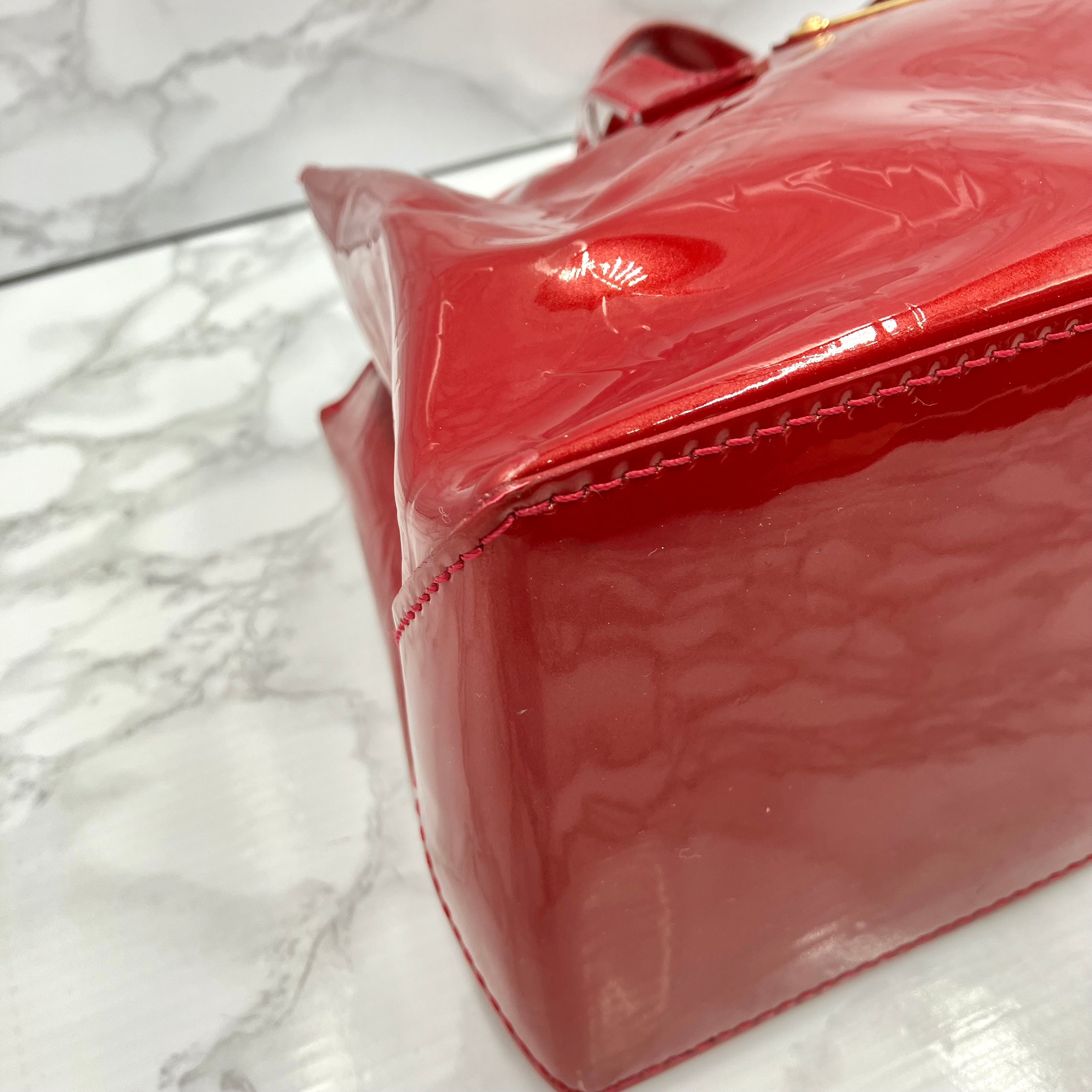 LOUIS VUITTON Vernis Wilshire PM