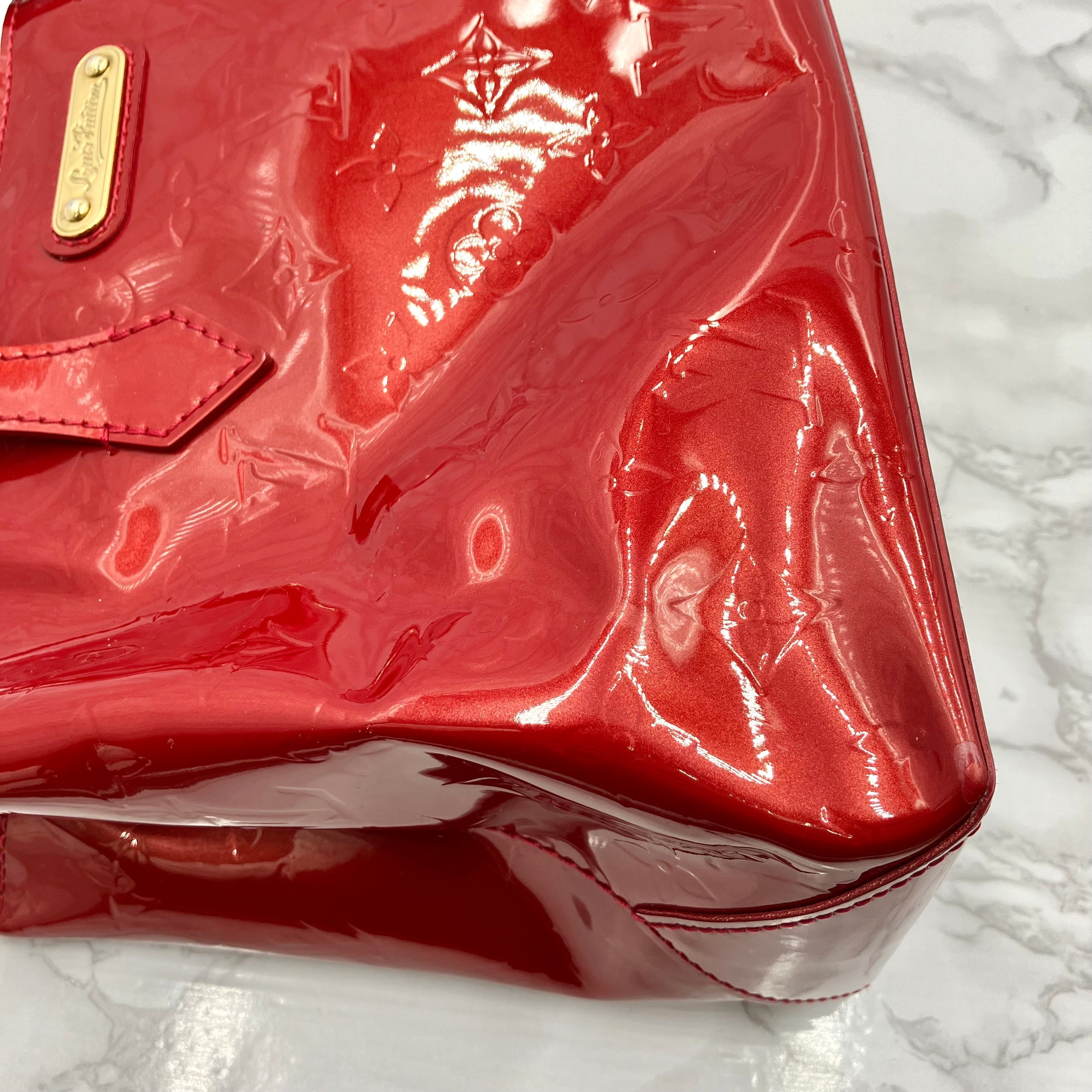 LOUIS VUITTON Vernis Wilshire PM