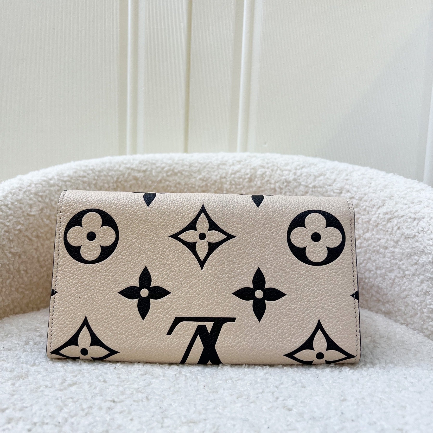 LV Crafty Sarah Long Wallet in Creme / Noir Empreinte Leather and GHW
