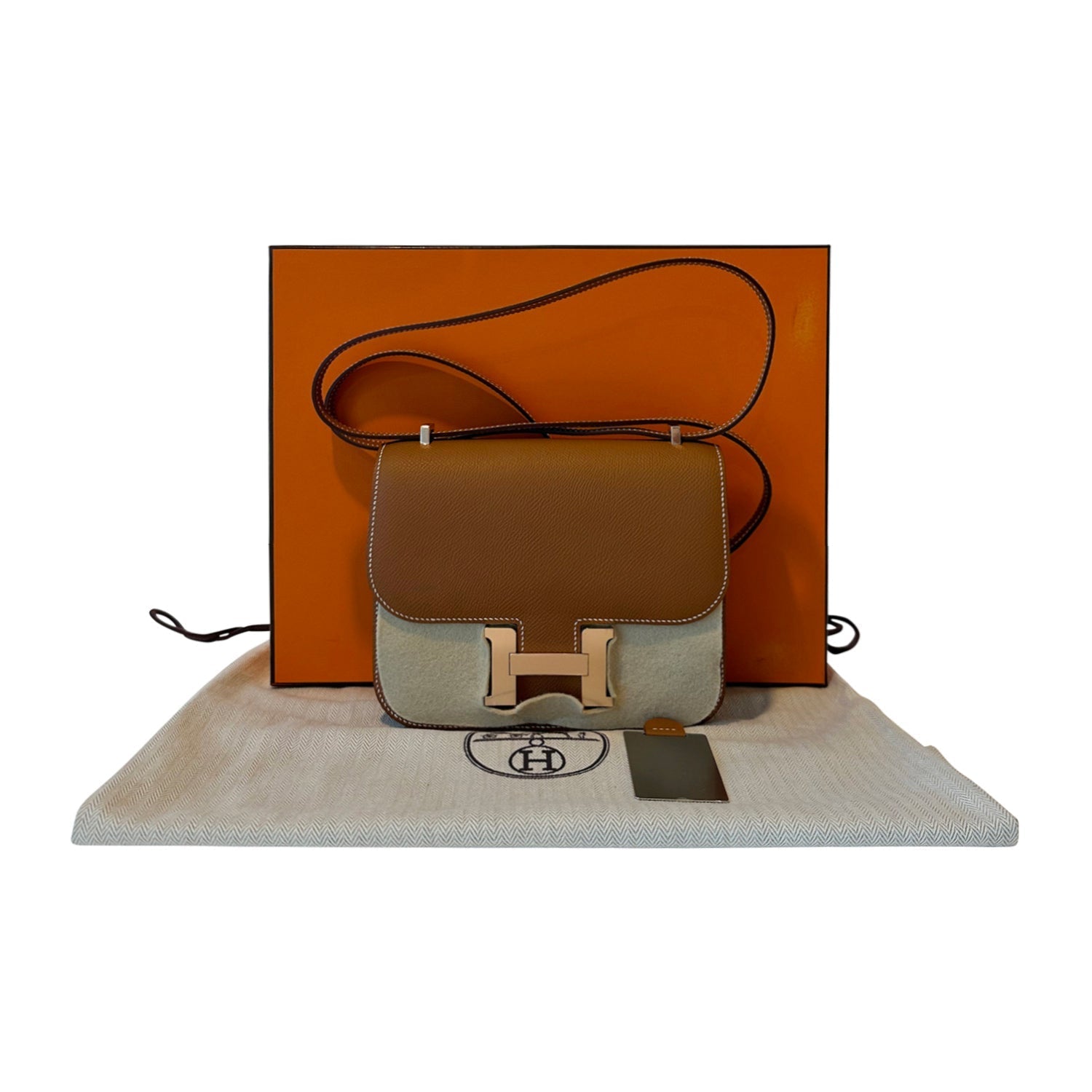 HermÃƒÆ’Ã‚Â¨s Constance III 18 Mini Gold Epsom 2023