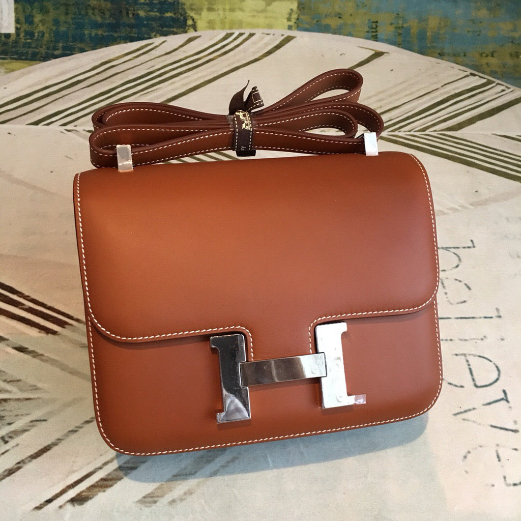 HM Constance 24 Swift Brown For Women Silver Toned Hardware, Handbags, Shoulder Bags 9.5in/24cm