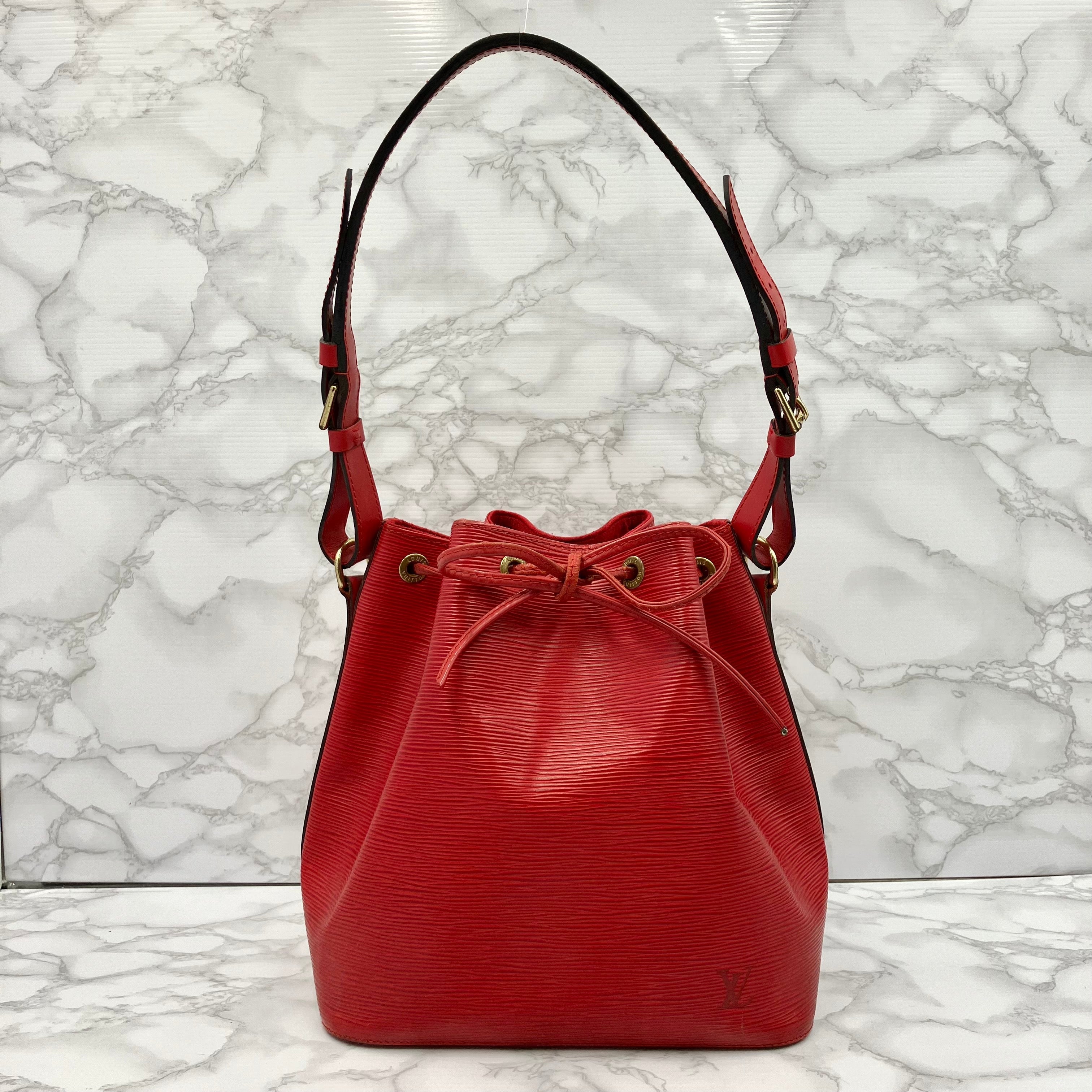 LOUIS VUITTON Epi petit noé