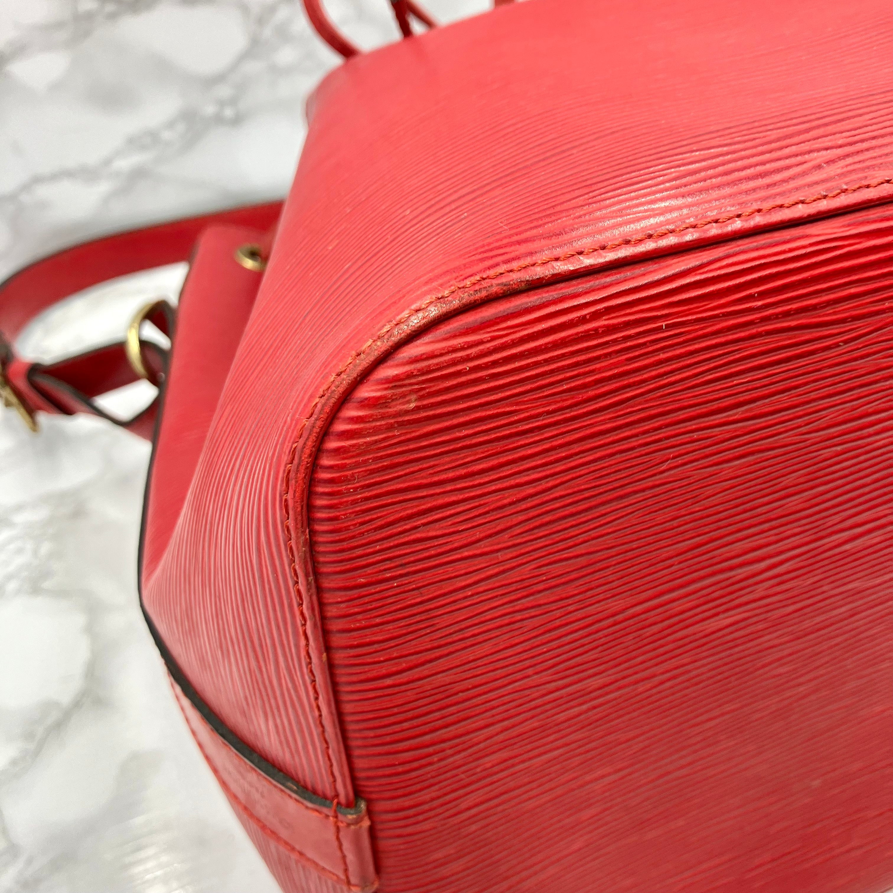 LOUIS VUITTON Epi petit noé