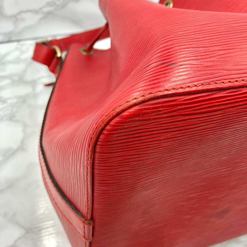 LOUIS VUITTON Epi petit noé
