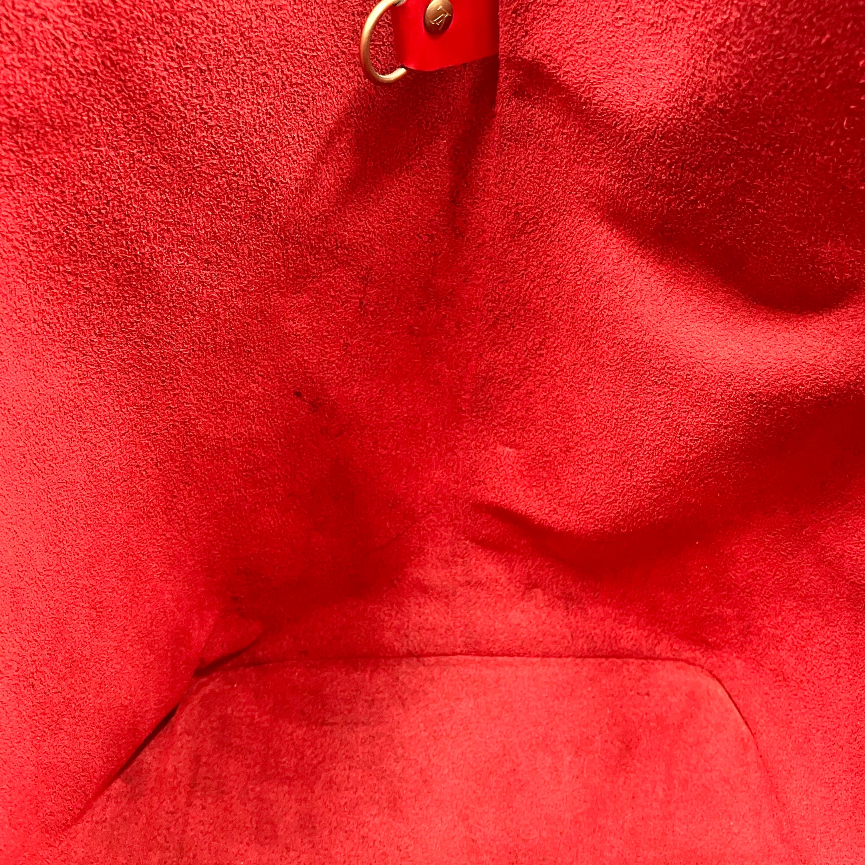 LOUIS VUITTON Epi petit noé