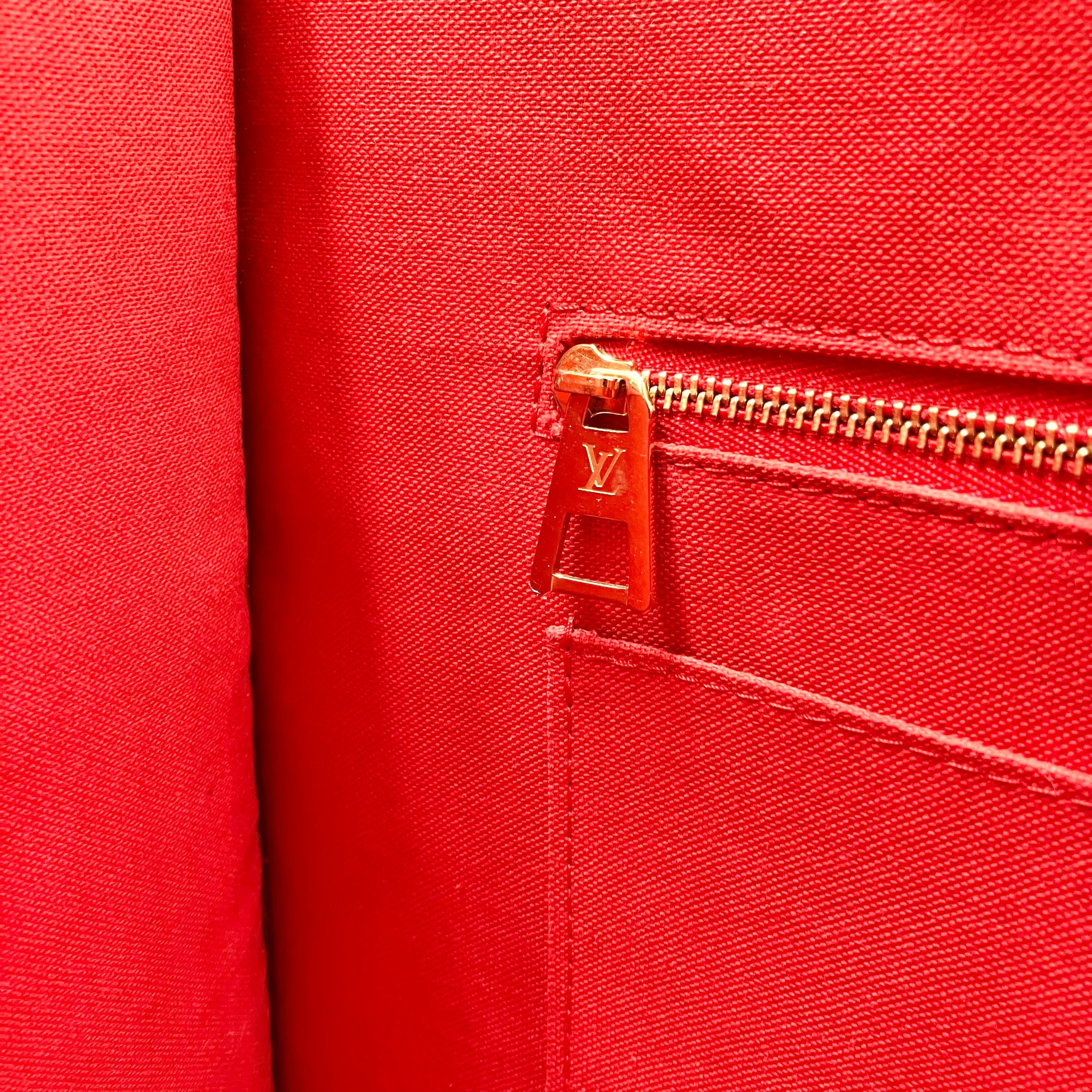 LOUIS VUITTON Monogram Reverse Giant On The Go MM