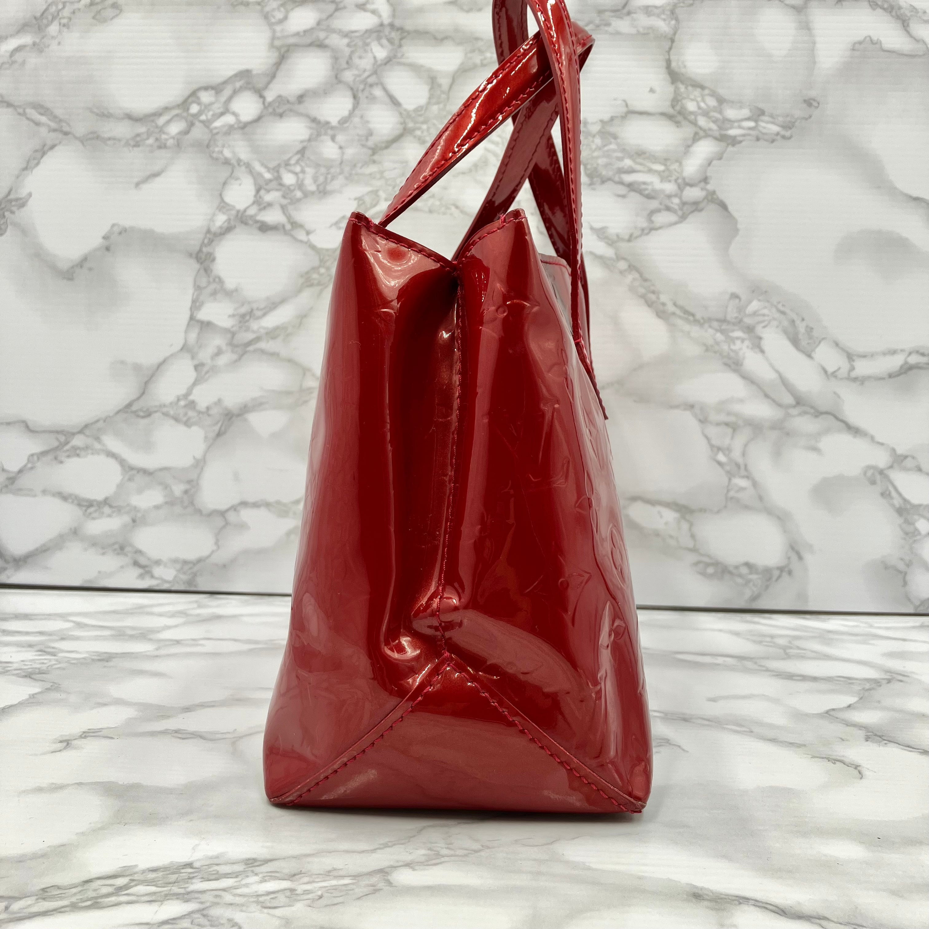 LOUIS VUITTON Vernis Wilshire PM