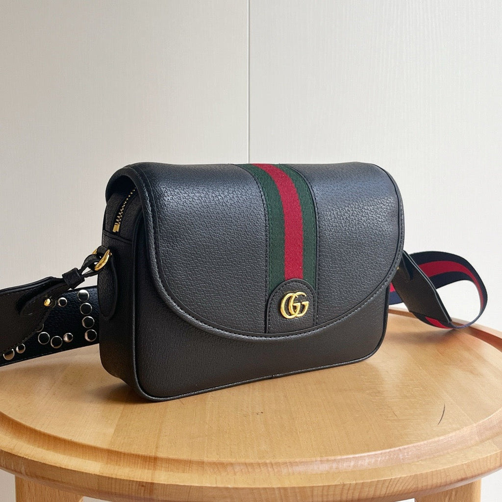 GC700 Ophidia Medium Shoulder Bag / 10.2x6.7x2.7inch