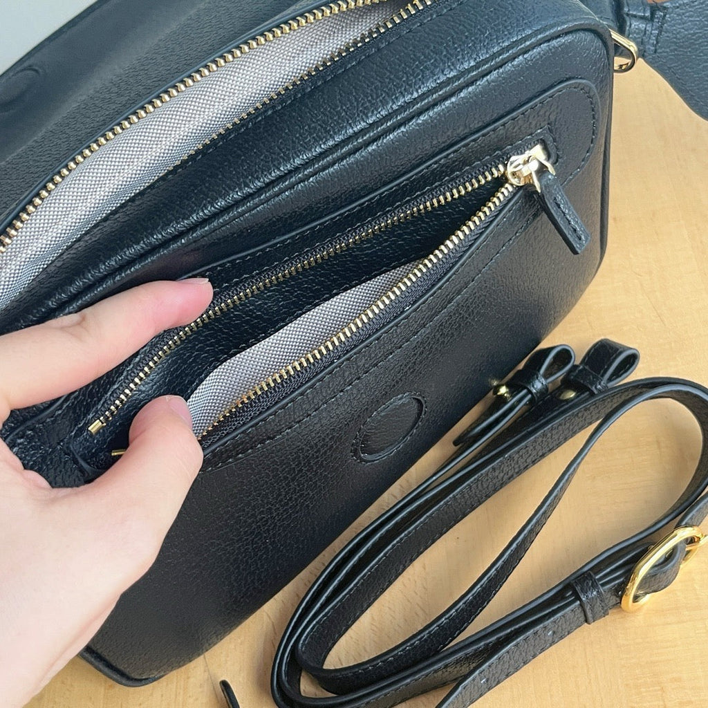 GC700 Ophidia Medium Shoulder Bag / 10.2x6.7x2.7inch