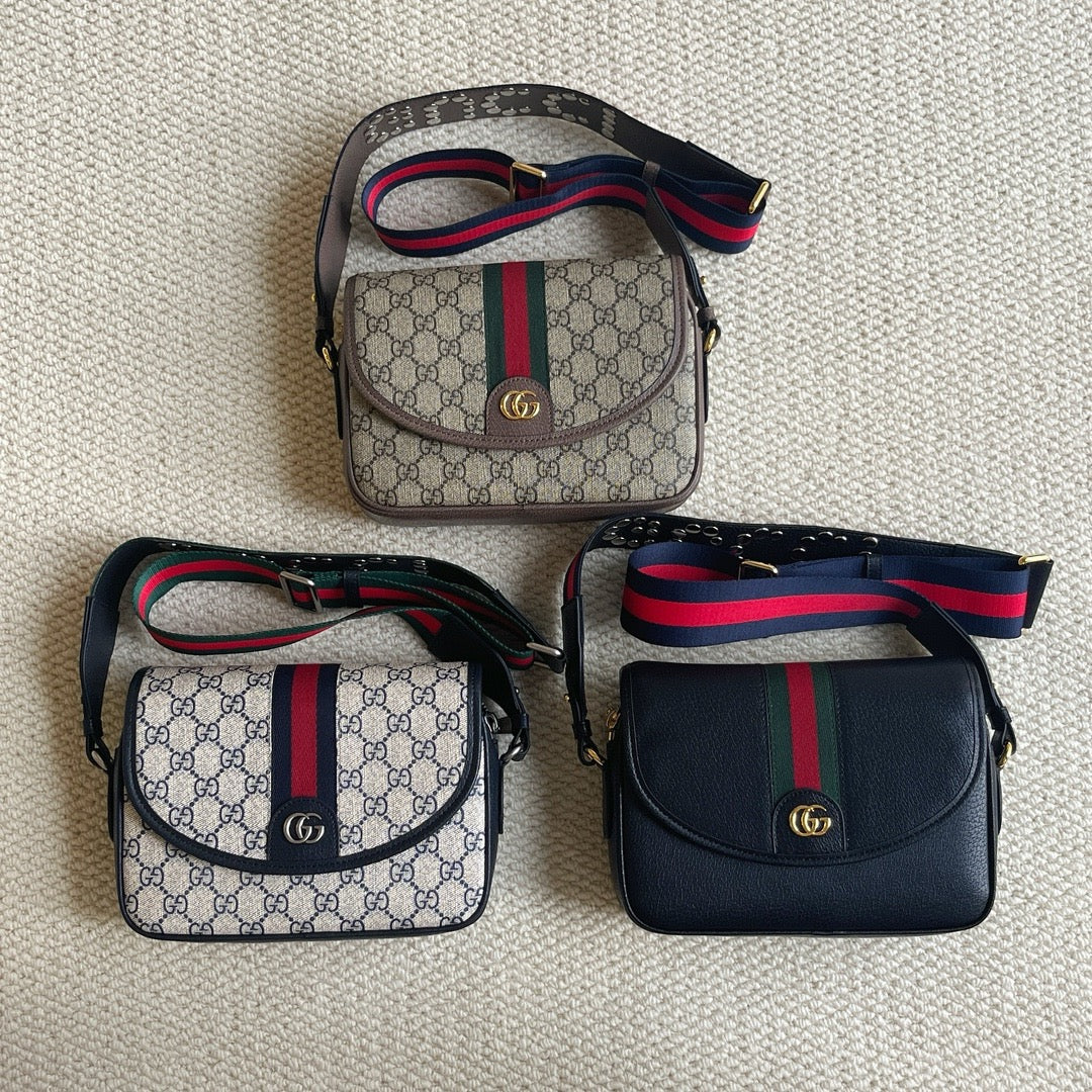 GC700 Ophidia Medium Shoulder Bag / 10.2x6.7x2.7inch