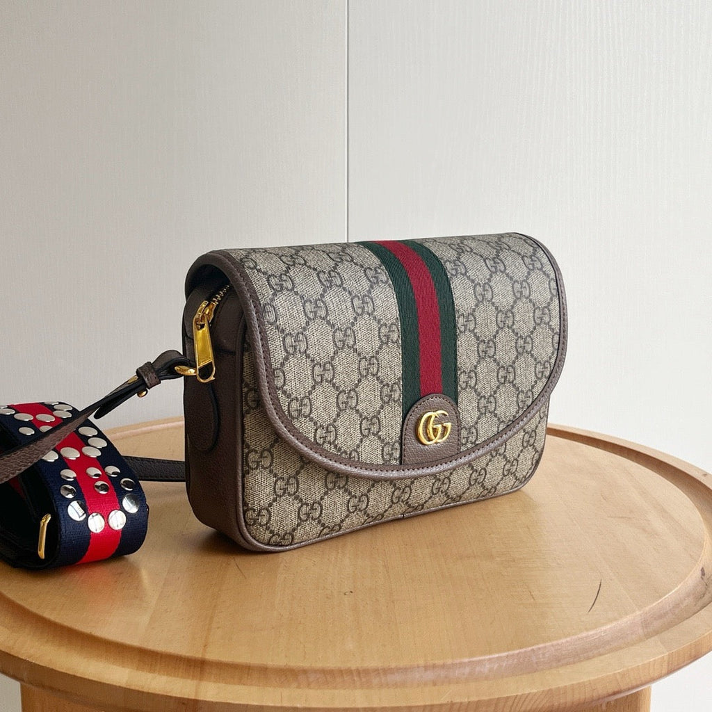 GC701 Ophidia Medium Shoulder Bag / 10.2x6.7x2.7inch