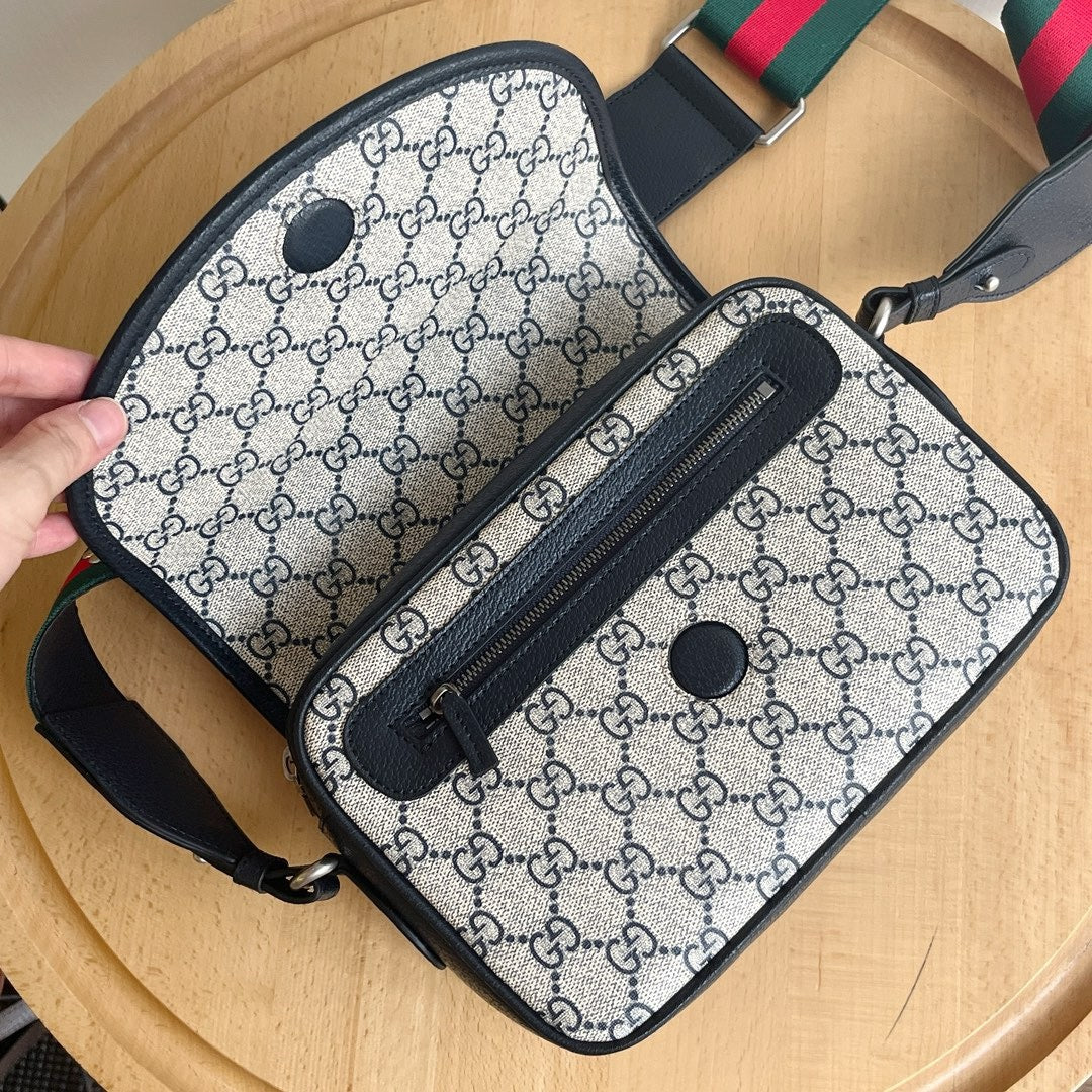 GC702 Ophidia Medium Shoulder Bag / 10.2x6.7x2.7inch