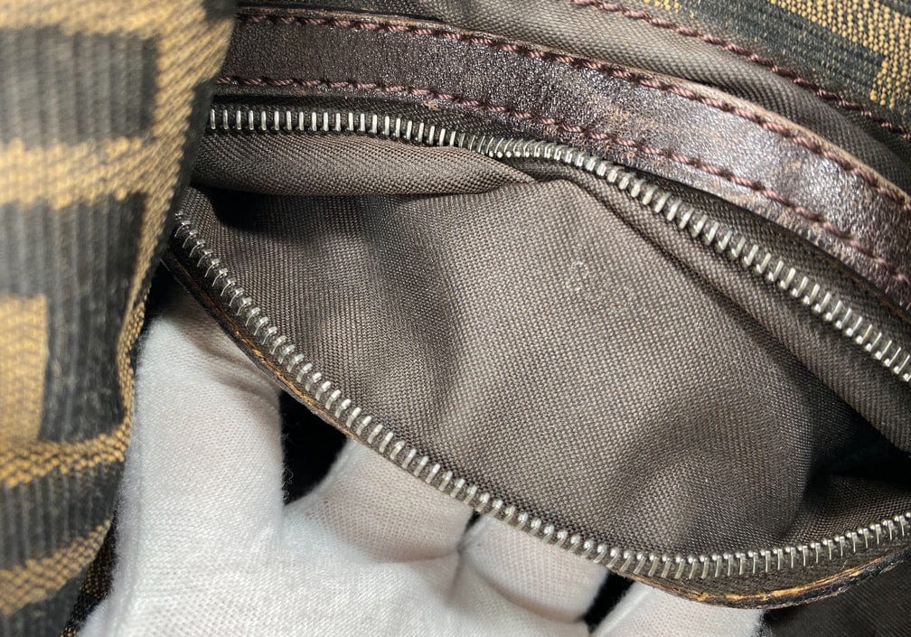 Fendi Zucca Hobo Bag in brown Zucca canvas