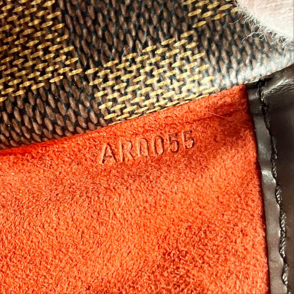 LOUIS VUITTON Damier Sarrià orisontal