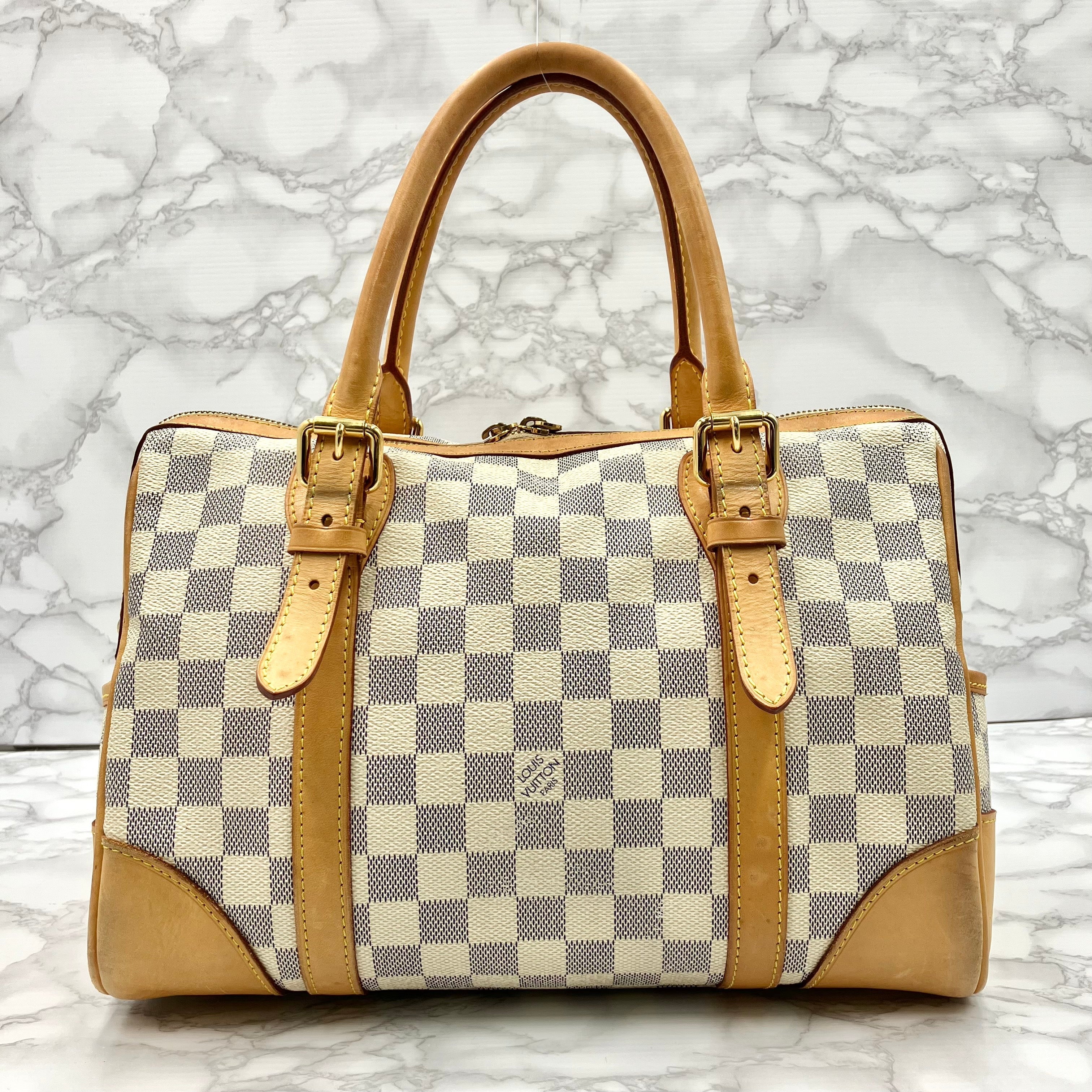 LOUIS VUITTON Azul Berkeley