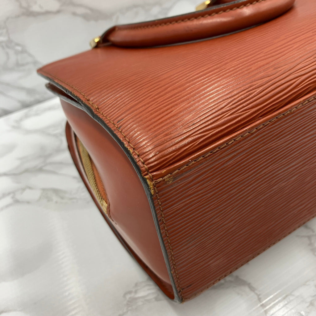 LOUIS VUITTON Epi Pont Neuf