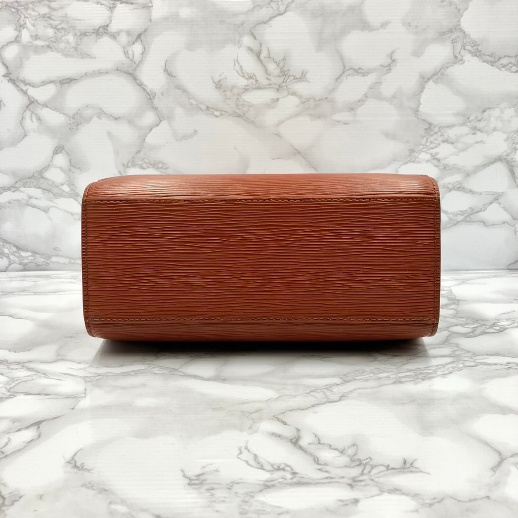 LOUIS VUITTON Epi Pont Neuf