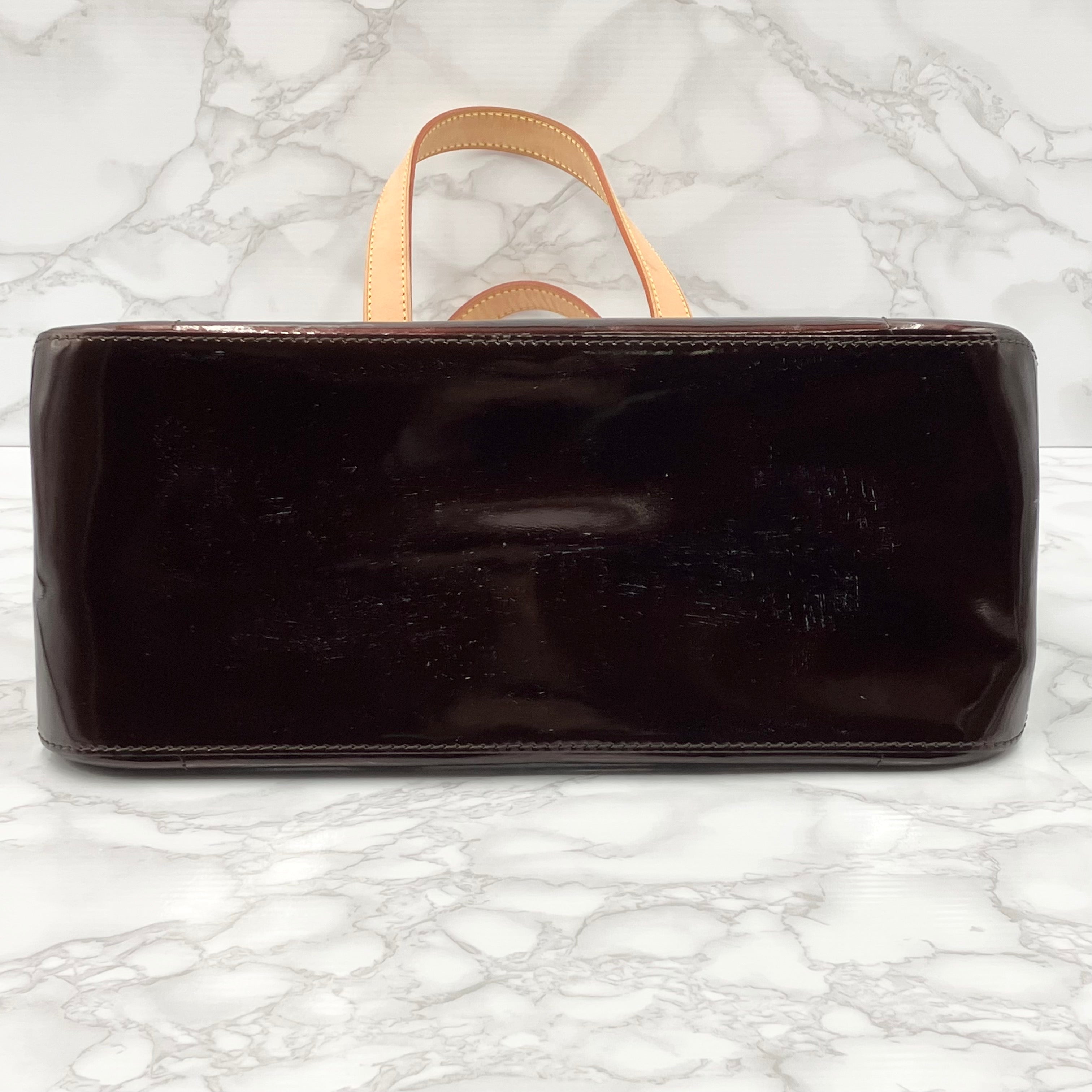 LOUIS VUITTON vernis rosewood avenue handbag