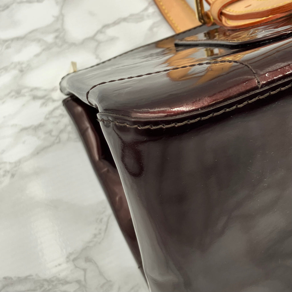 LOUIS VUITTON vernis rosewood avenue handbag