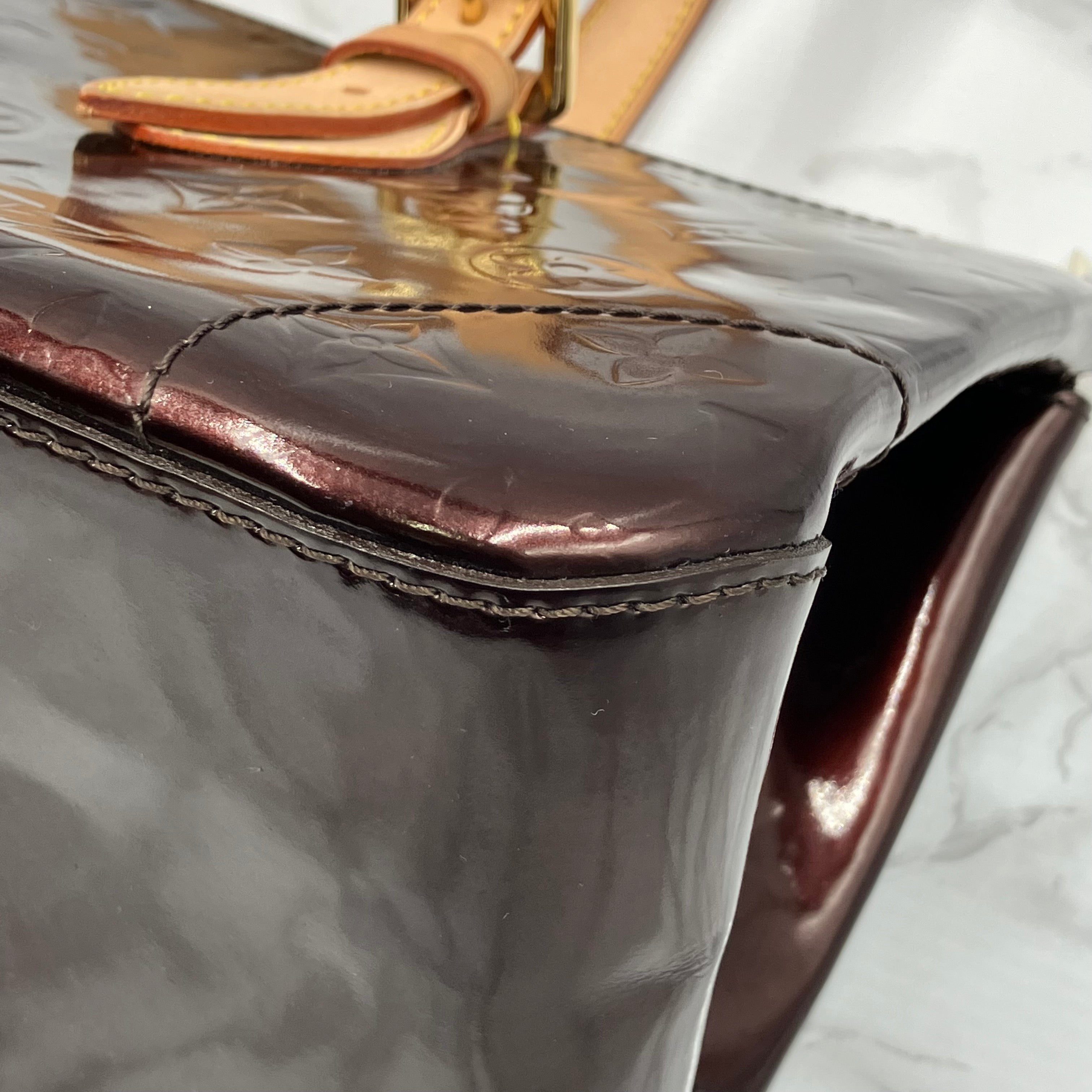 LOUIS VUITTON vernis rosewood avenue handbag