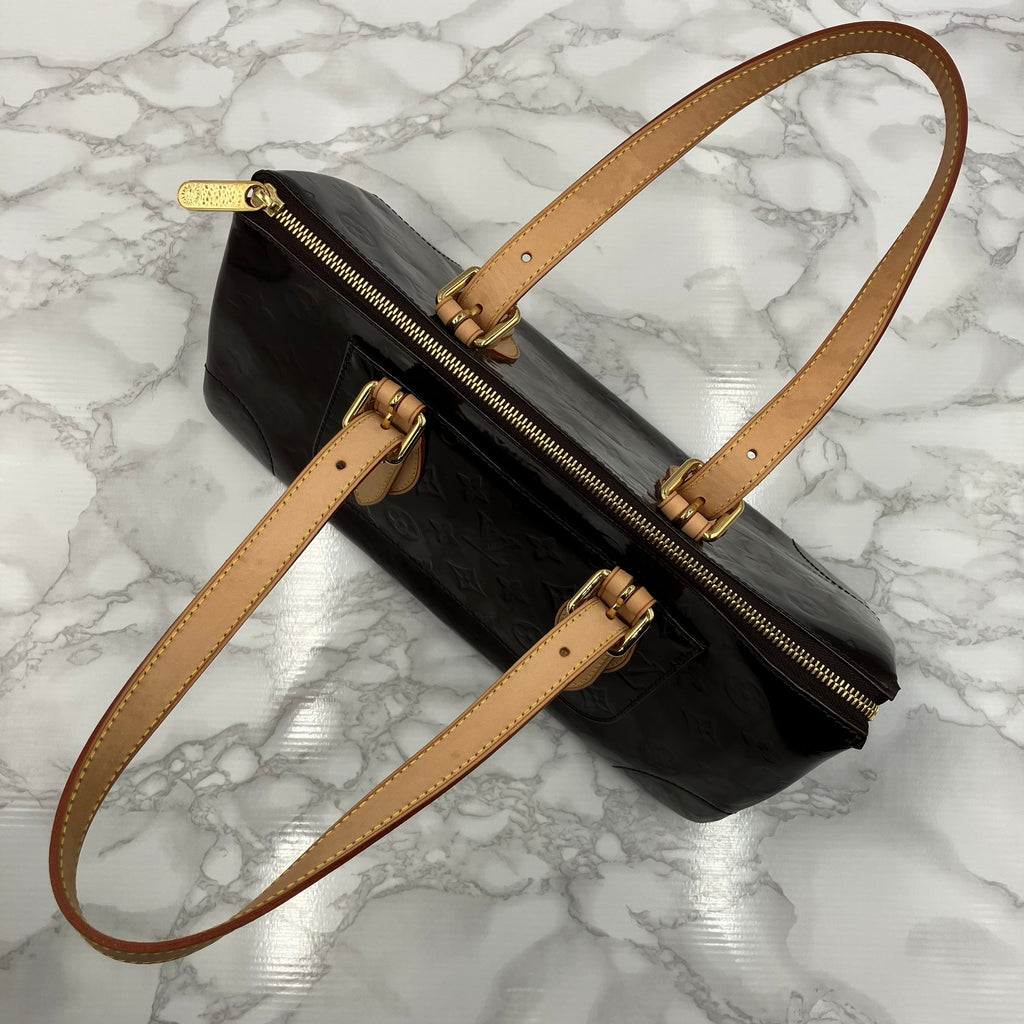 LOUIS VUITTON vernis rosewood avenue handbag