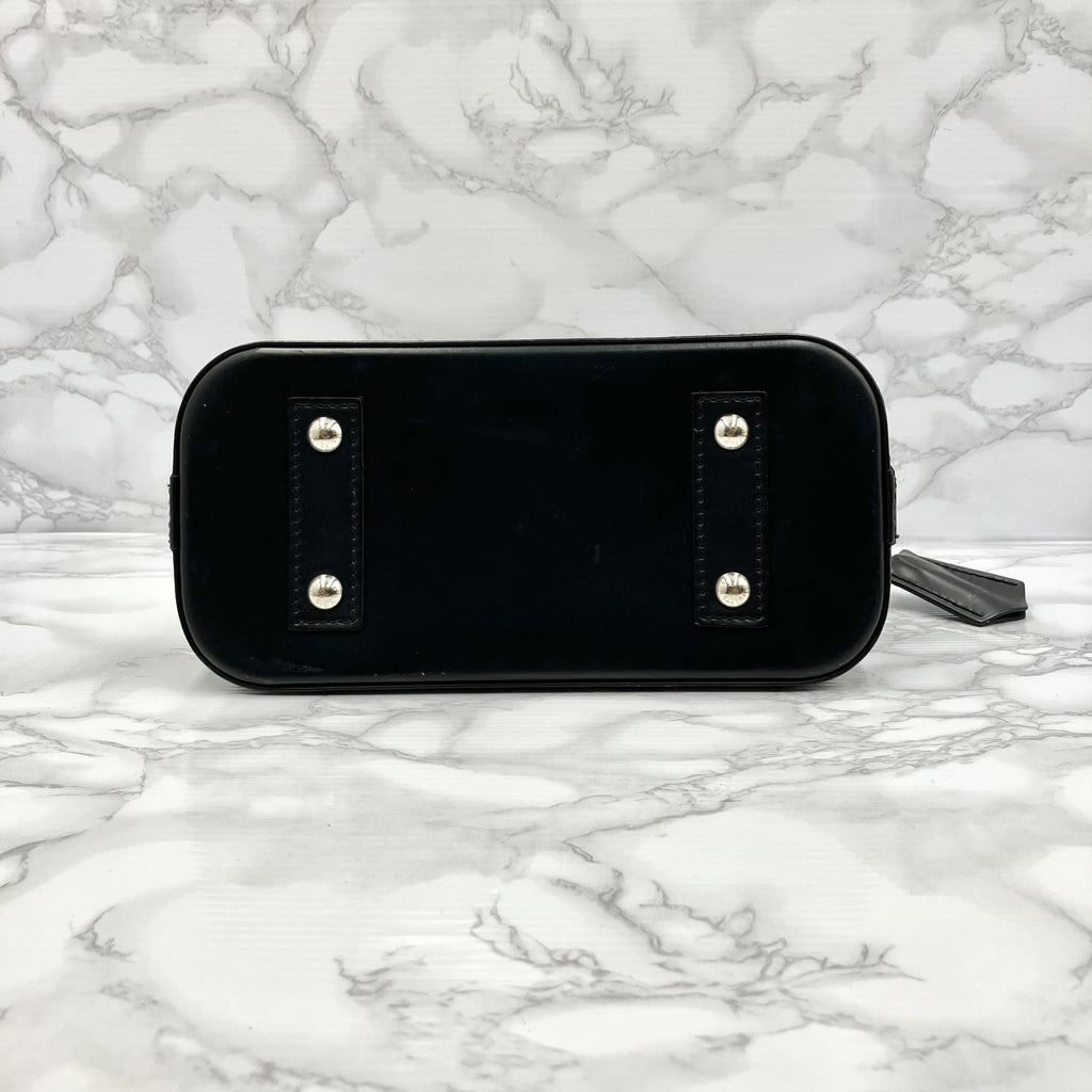 Louis Vuitton  Epi Alma BB