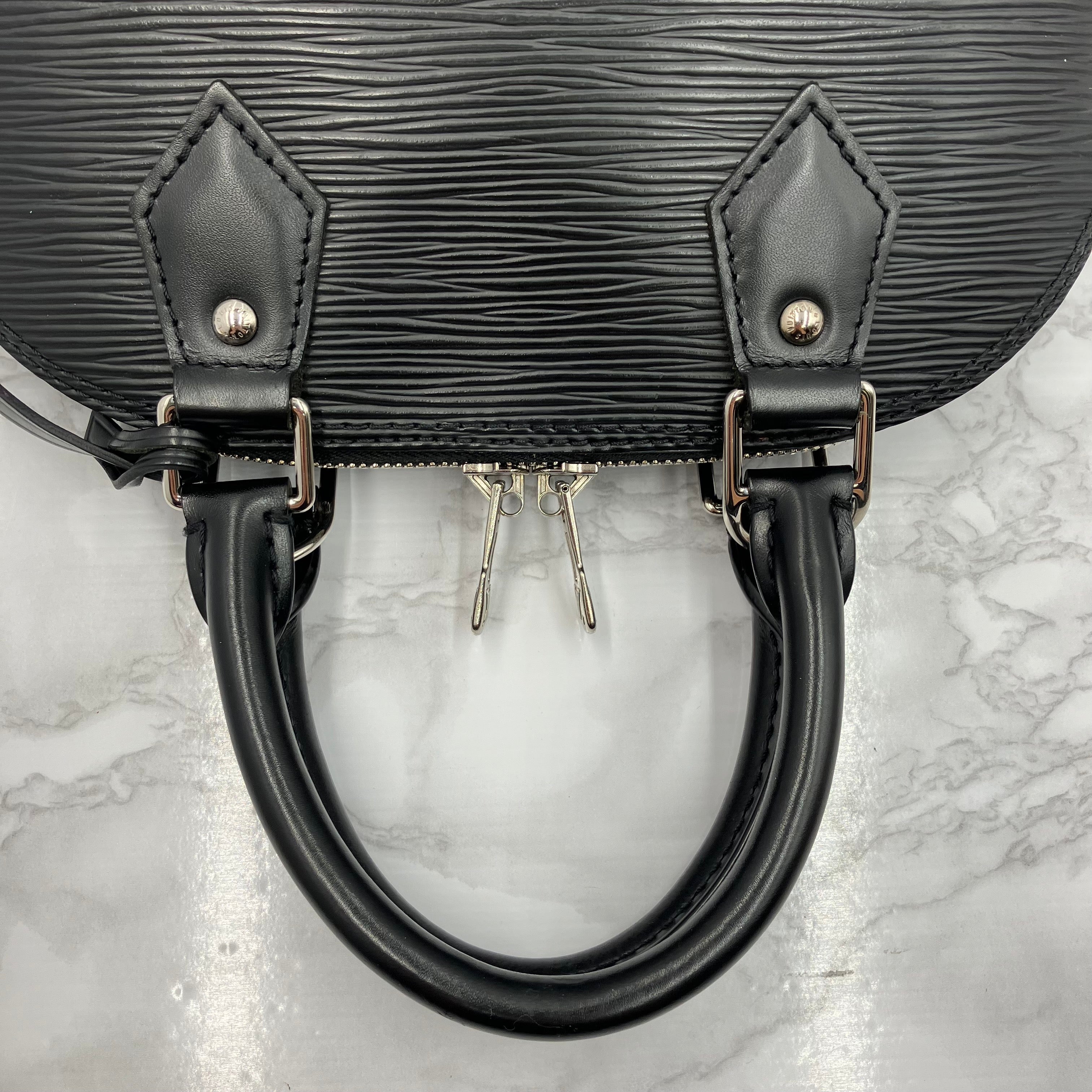 Louis Vuitton  Epi Alma BB