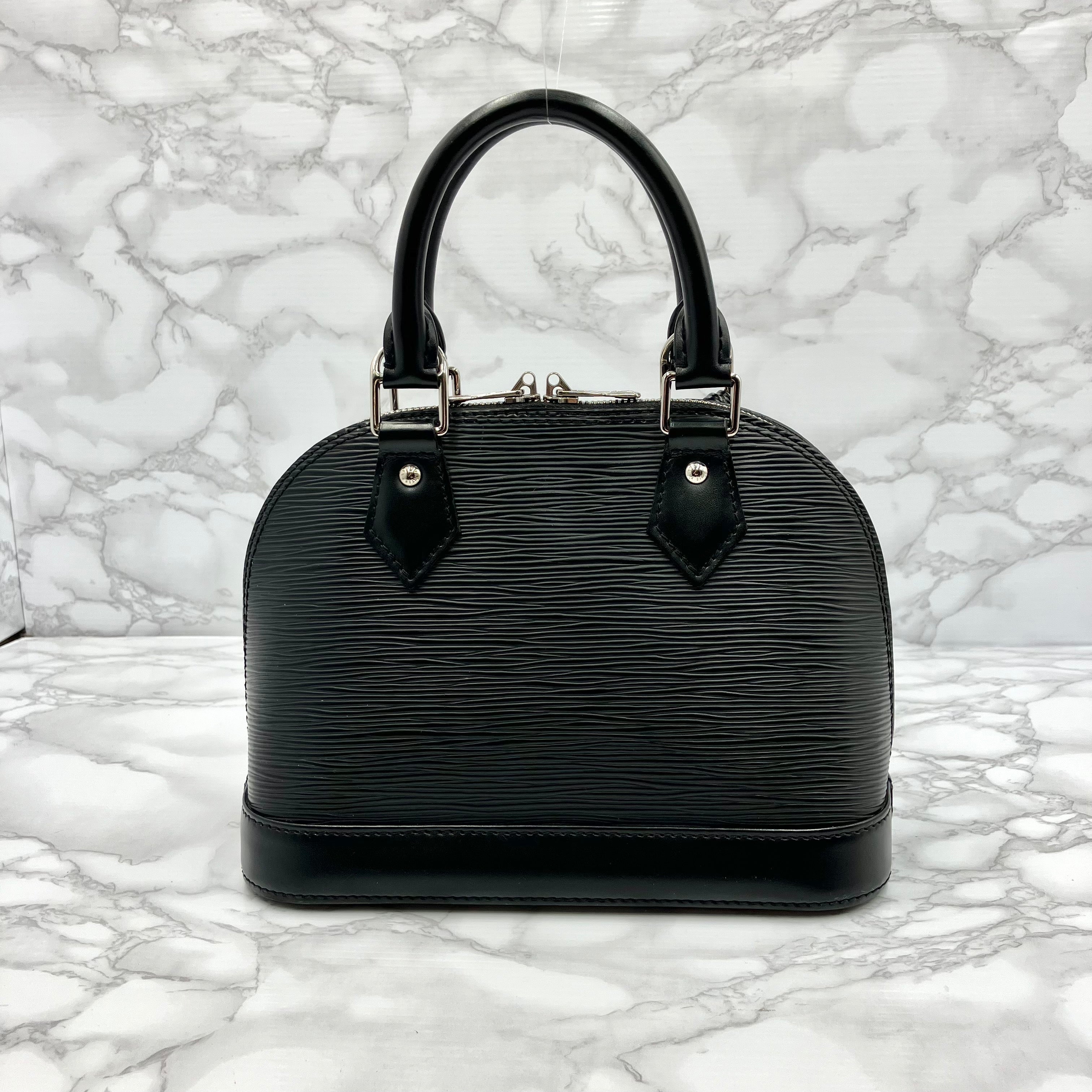 Louis Vuitton  Epi Alma BB