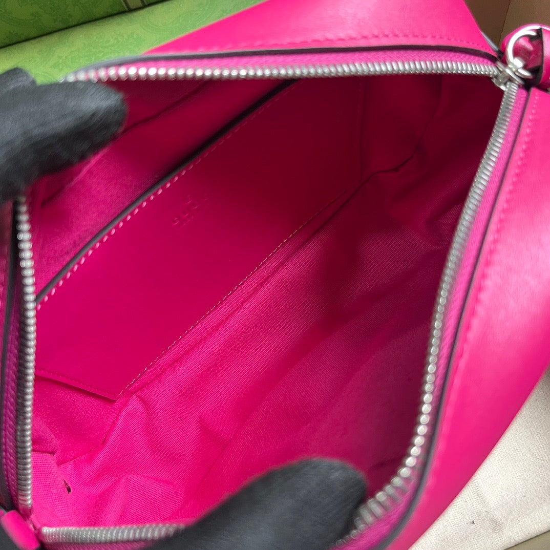 GC525 GG Marmont Matelassé Small Shoulder Bag / HIGHEST QUALITY VERSION /