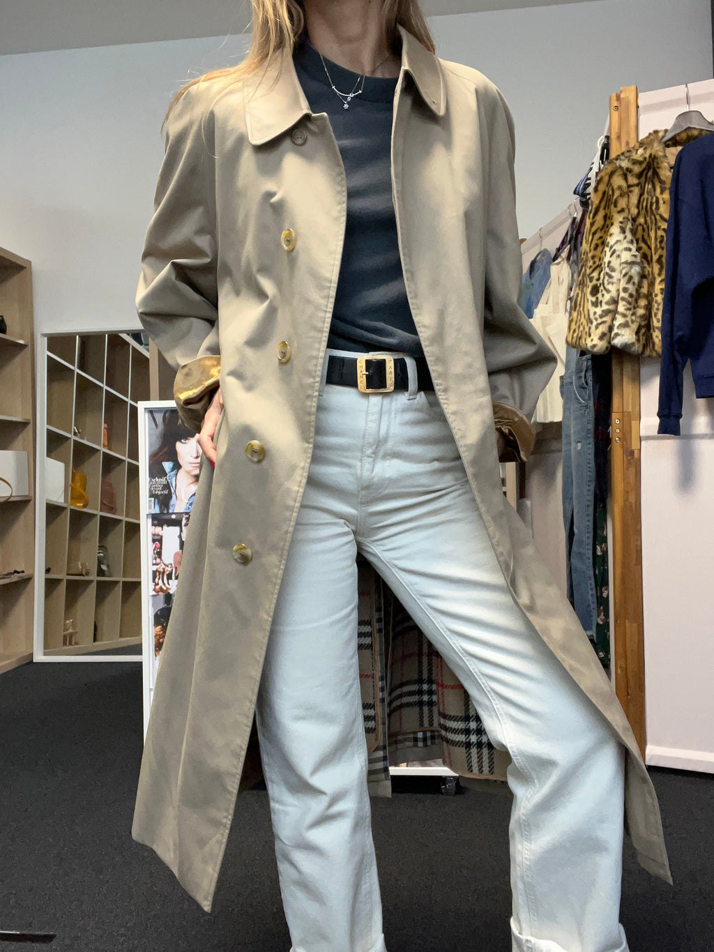 Trench with removable Wool Lining