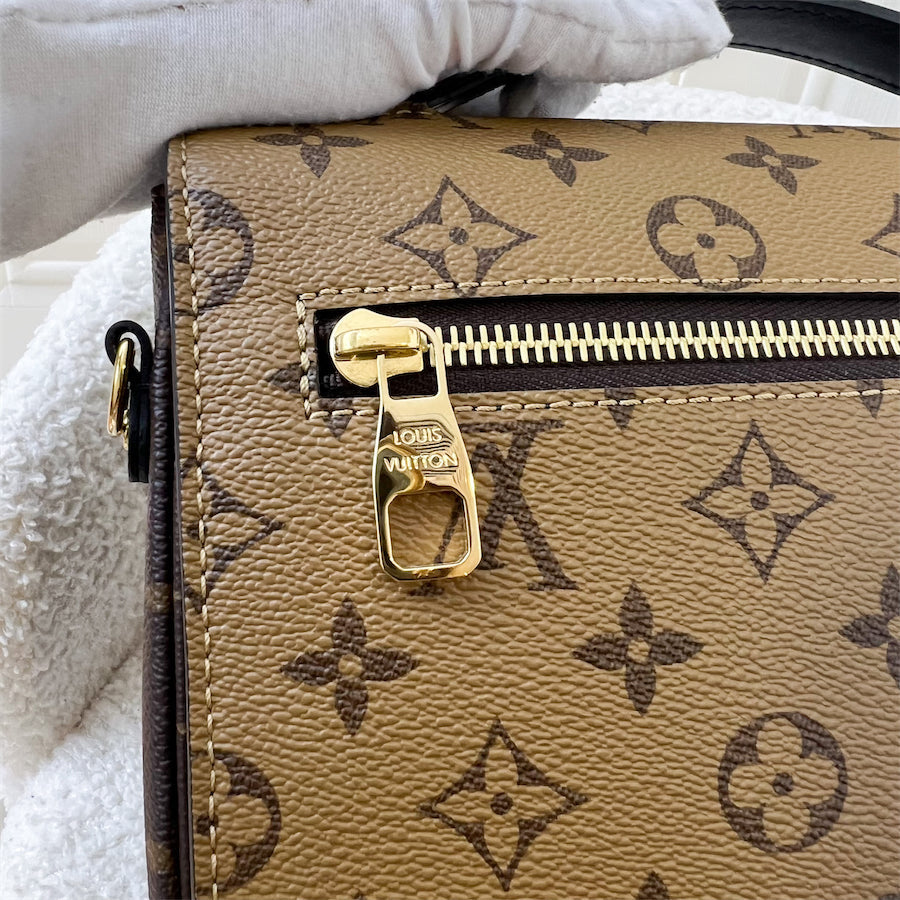 LV Pochette Metis in Reverse Monogram Canvas, Black Leather and GHW