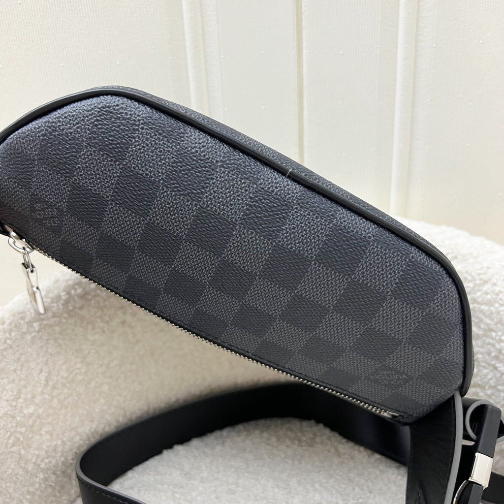 LV Discovery Bumbag in Limited Edition Damier Graphite Canvas and SHW