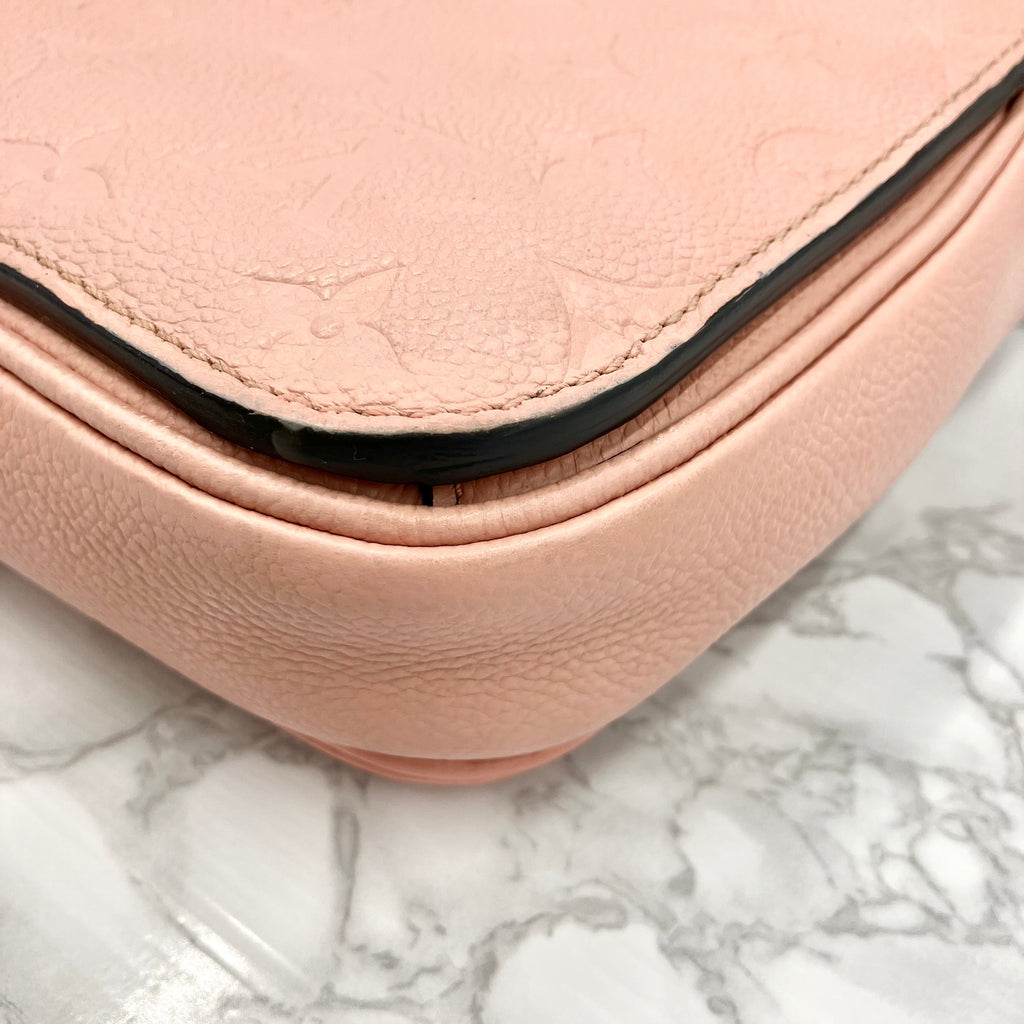 Louis Vuitton Amplant Pochette Metis