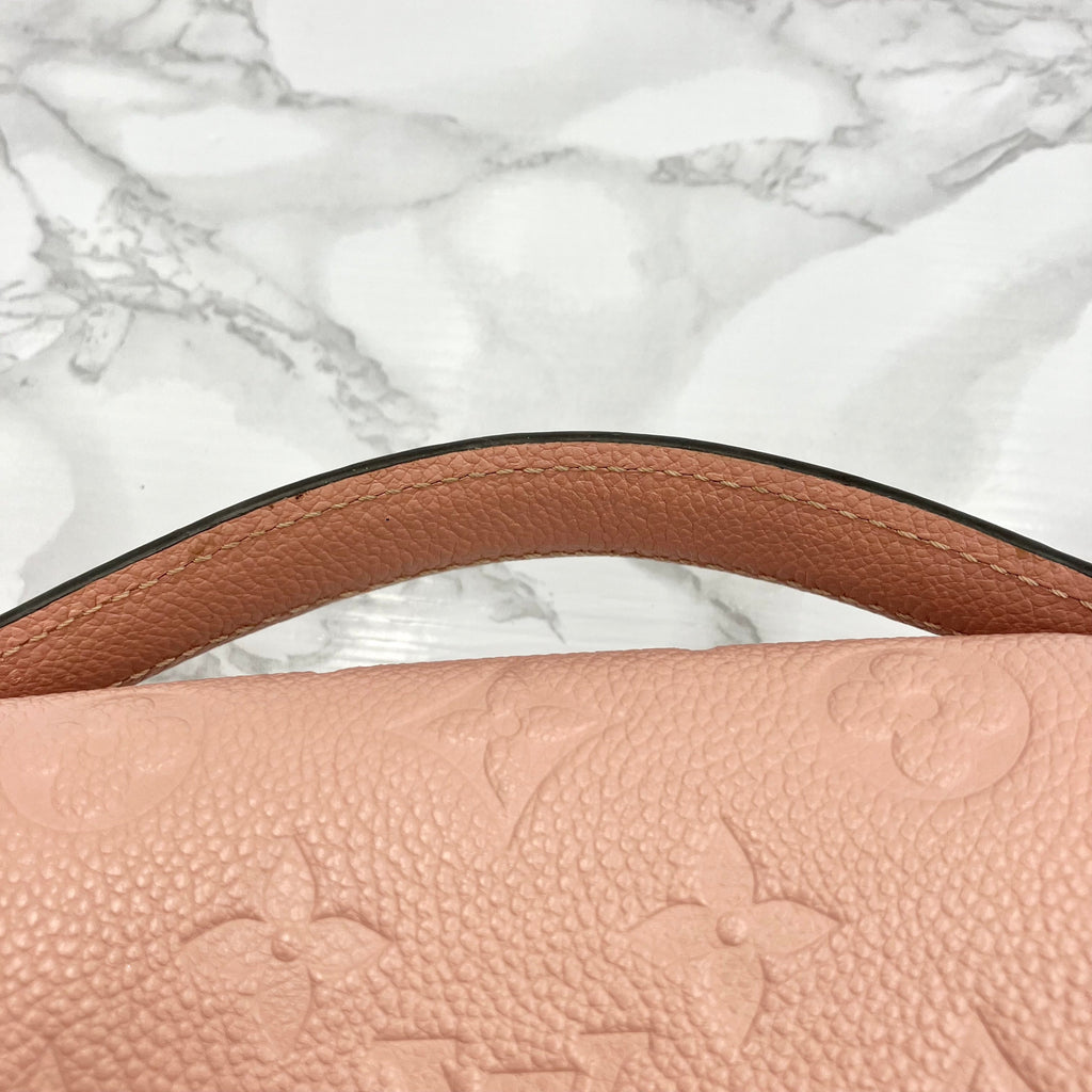 Louis Vuitton Amplant Pochette Metis