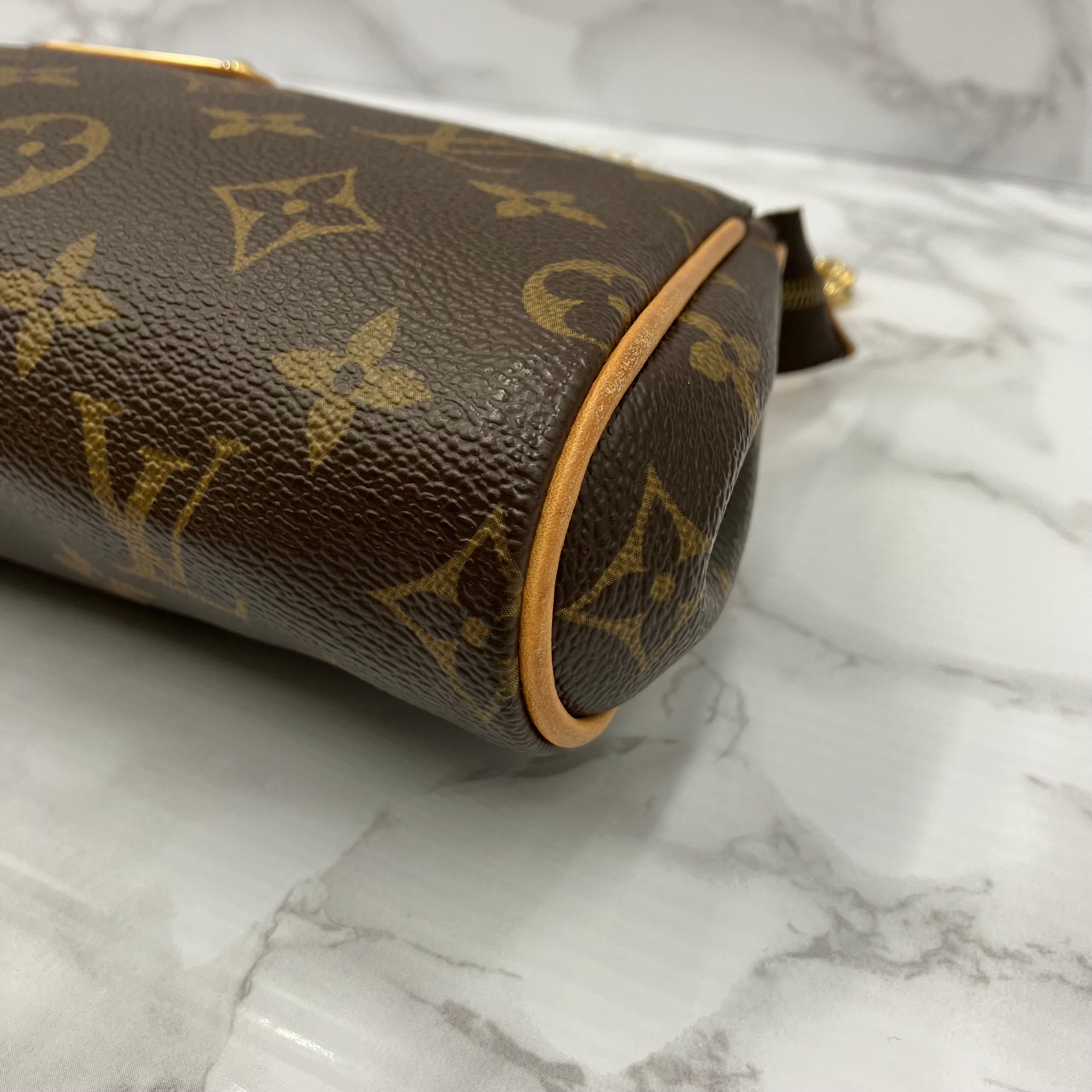 LOUIS VUITTON Monogram Eva Shoulder bag