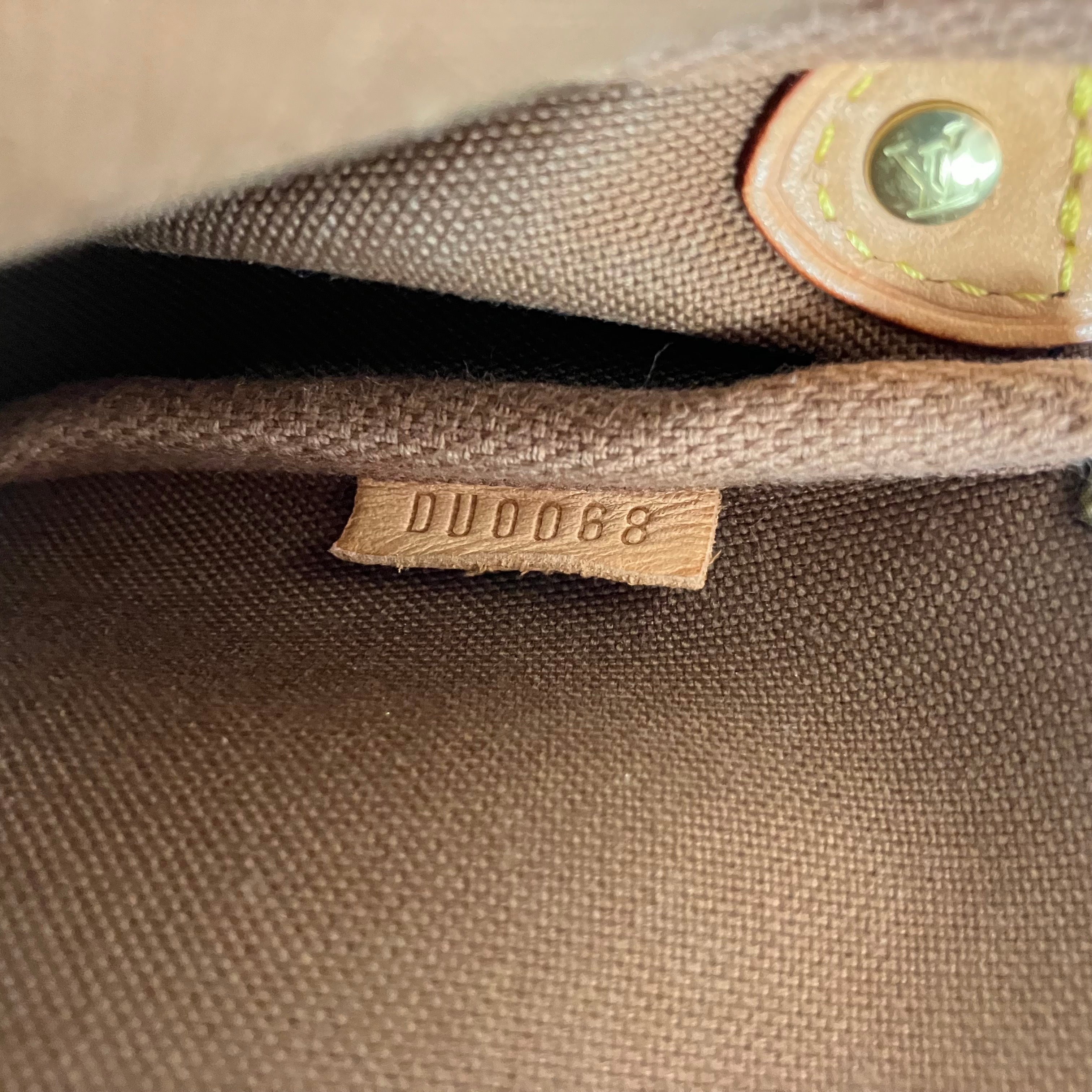 LOUIS VUITTON Monogram Eva Shoulder bag