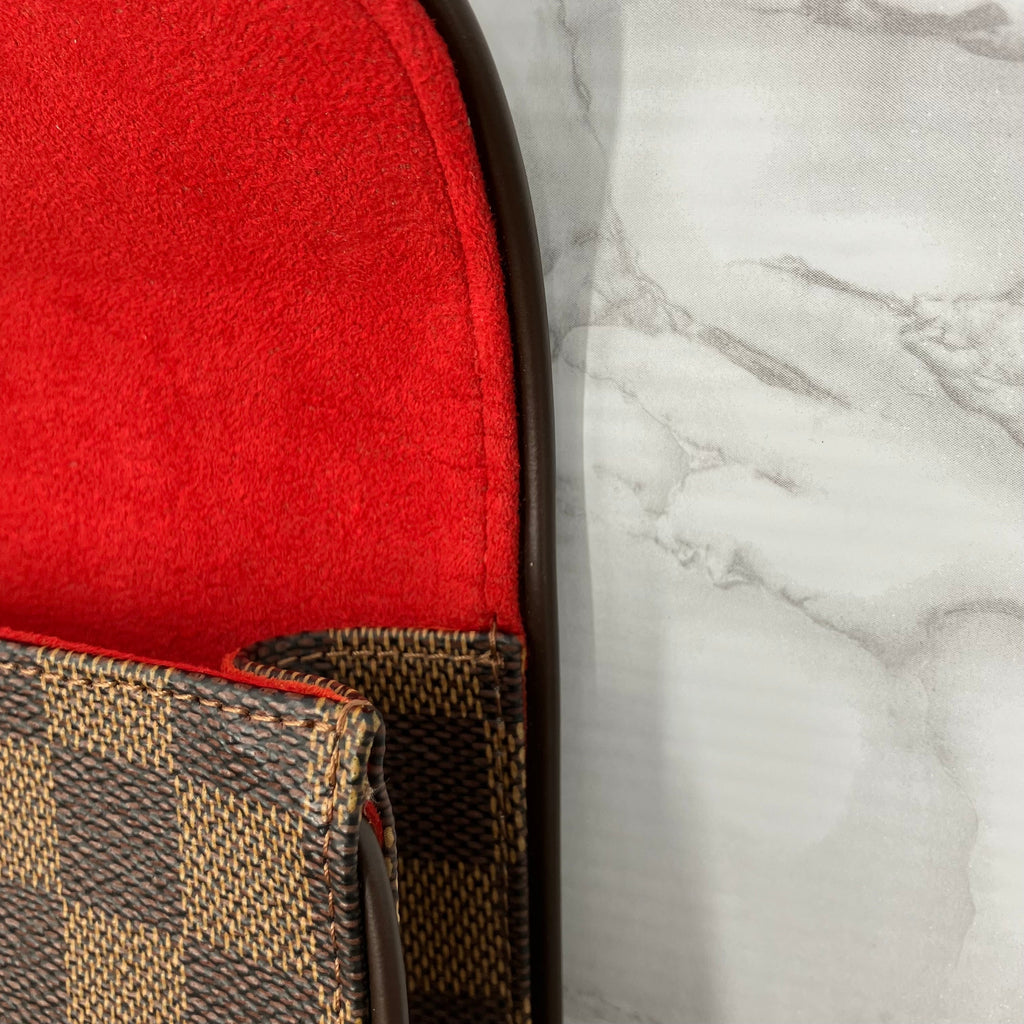 LOUIS VUITTON Damier Florentine body bag